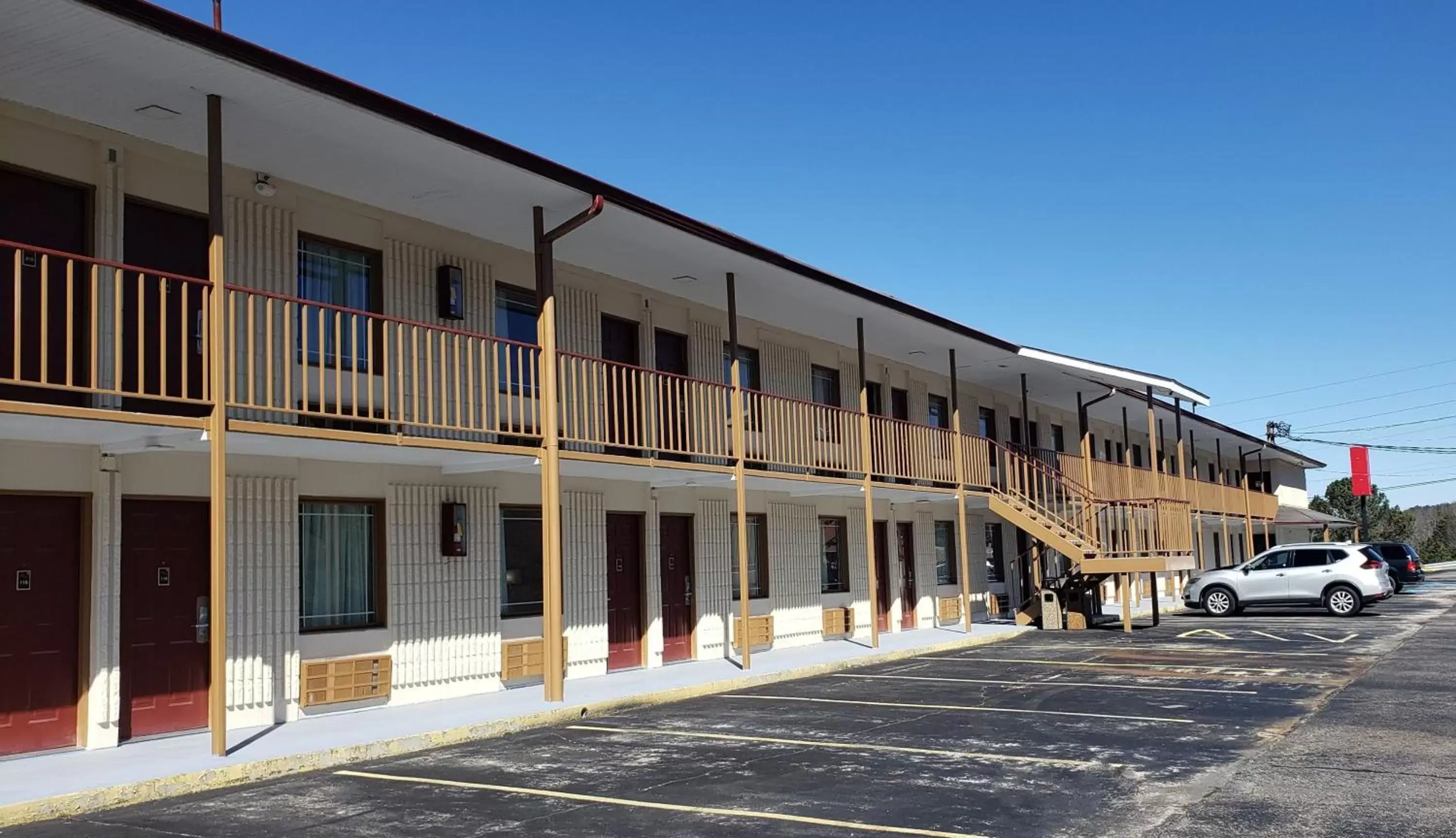 Property building in Red Roof Inn Cullman