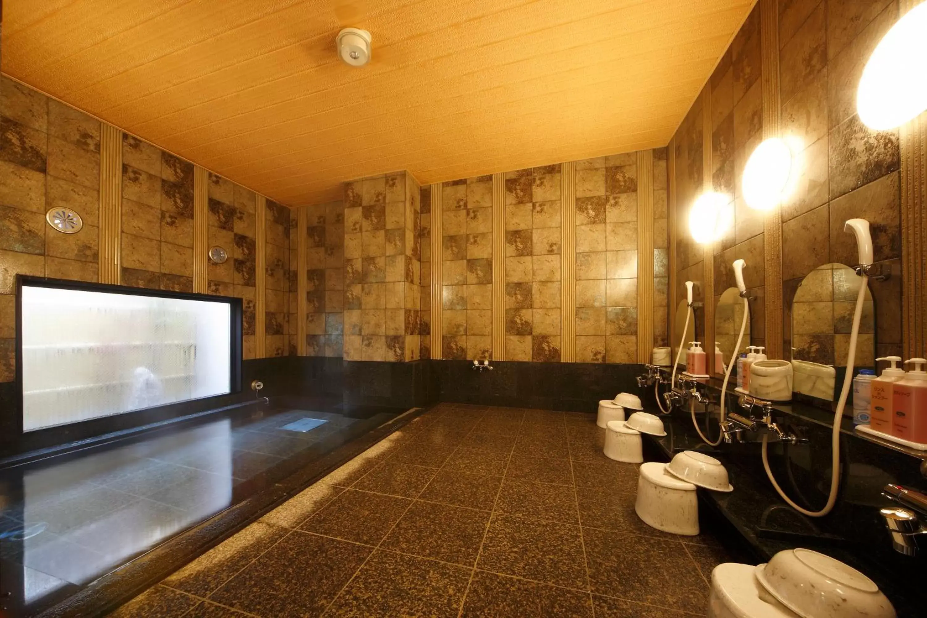 Public Bath, Bathroom in Hotel Route-Inn Sakaide-Kita Inter