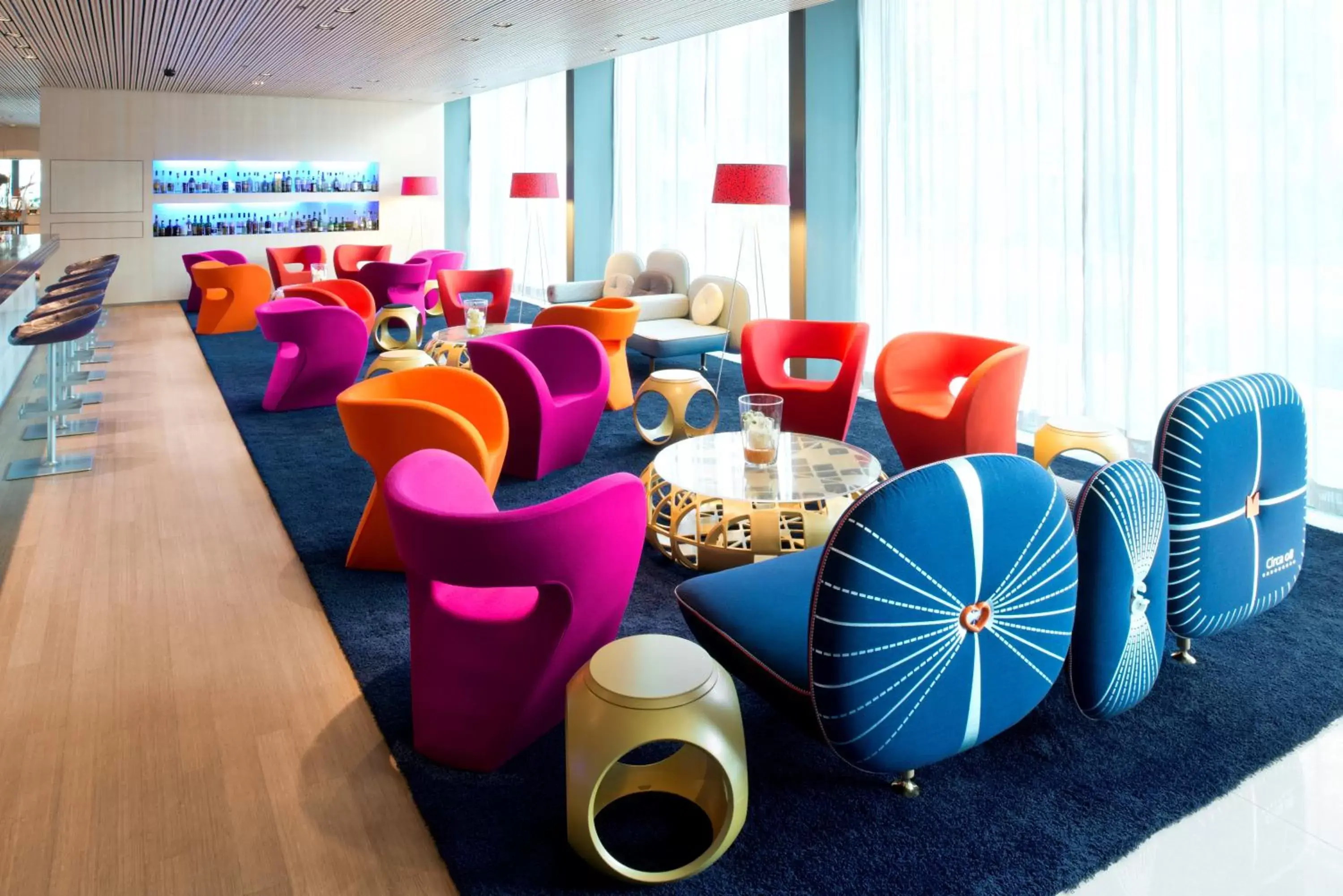 Lounge or bar in Radisson Blu Hotel, Lucerne