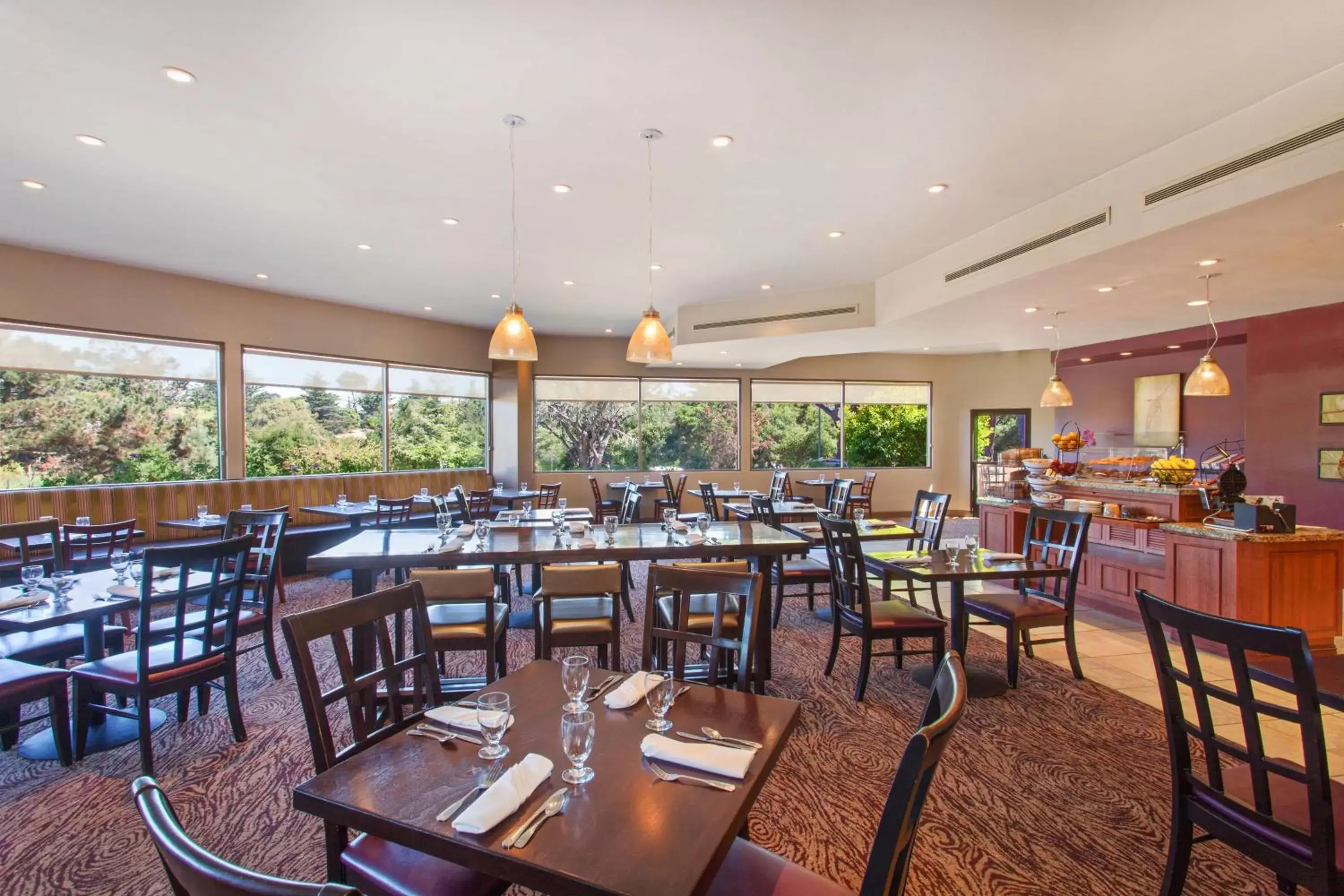 Restaurant/Places to Eat in Hilton Garden Inn Monterey