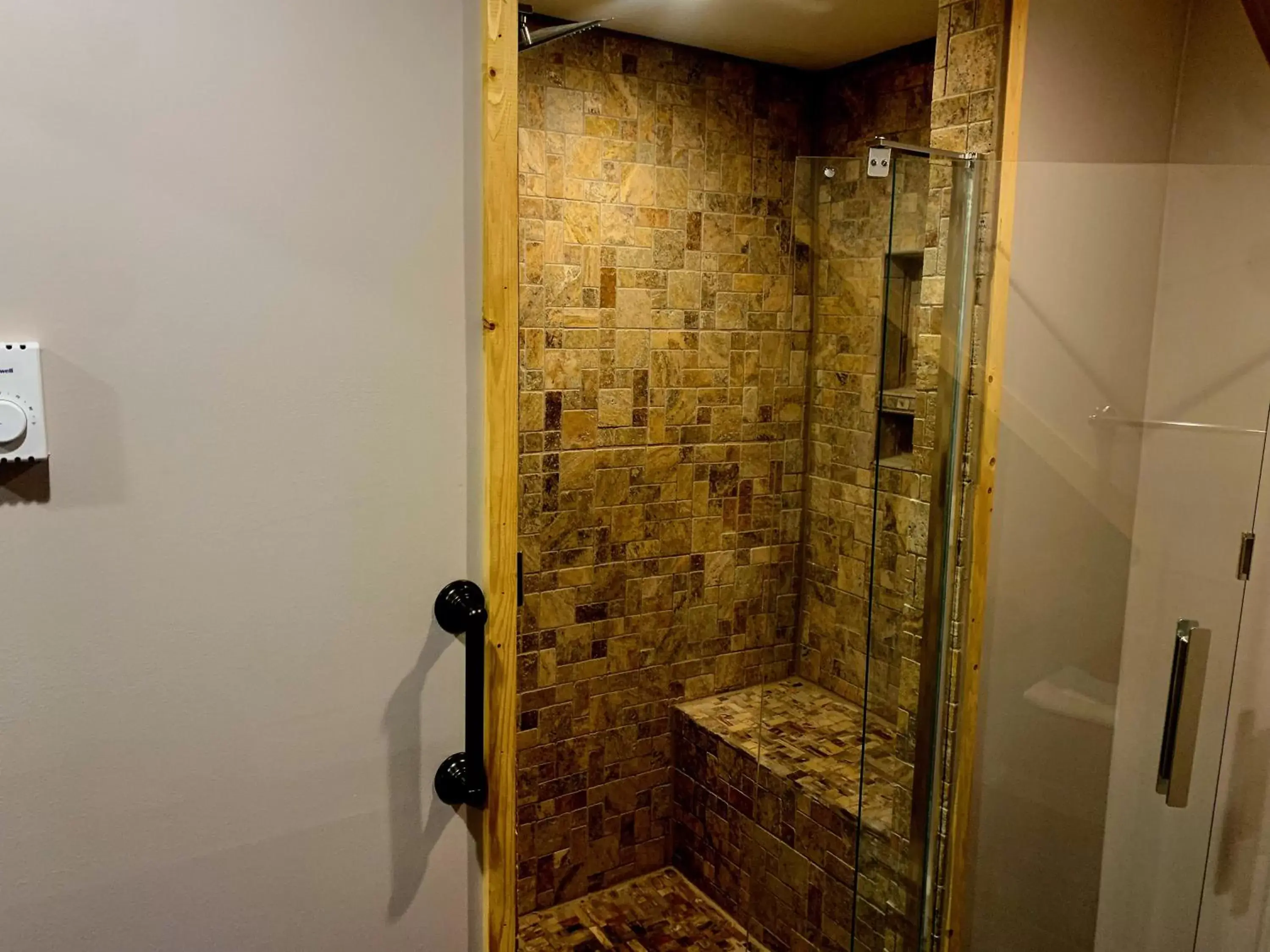 Shower, Bathroom in Blue Lagoon Resort