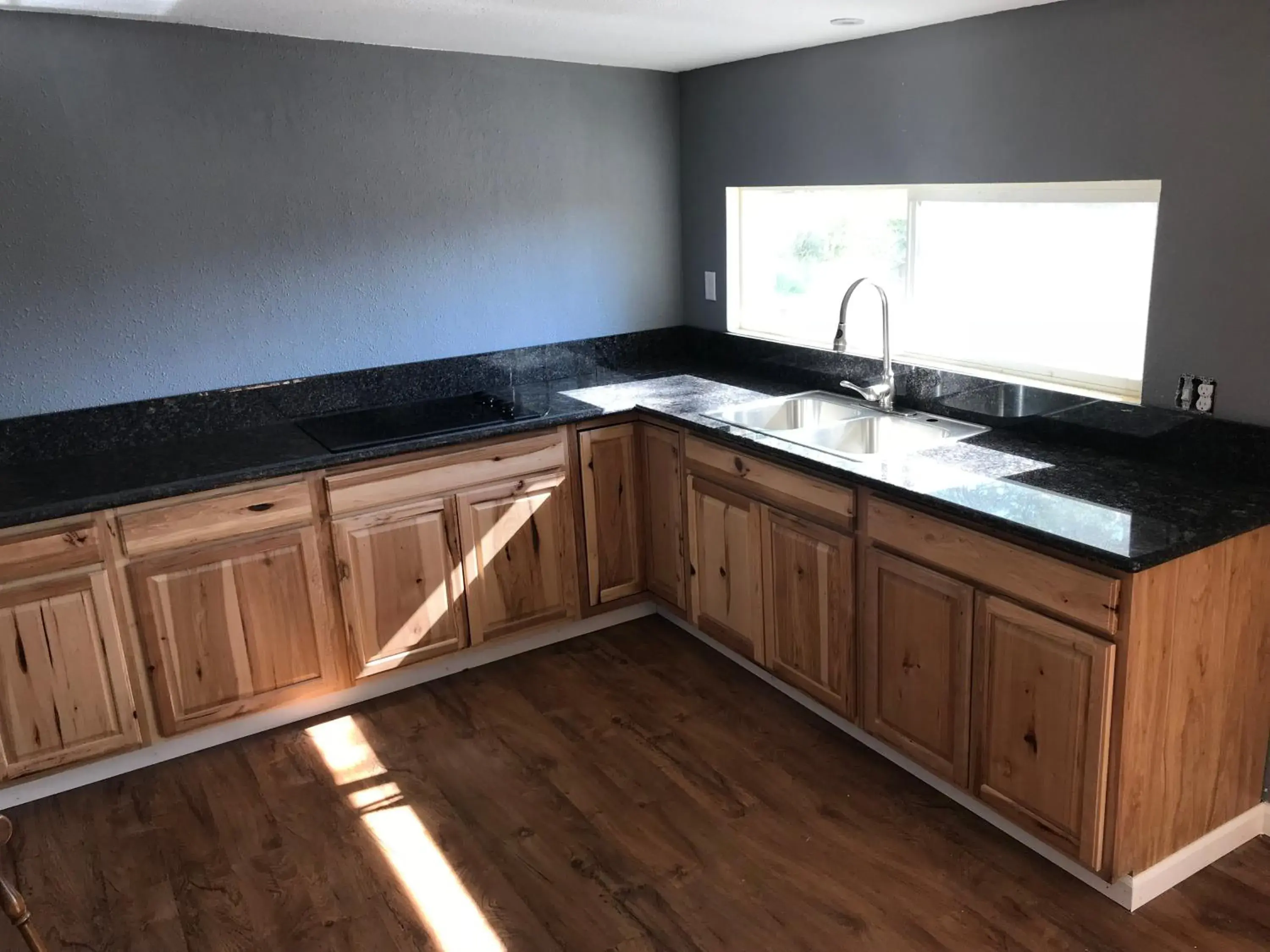 Kitchen/Kitchenette in Mountain Trail Lodge and Vacation Rentals