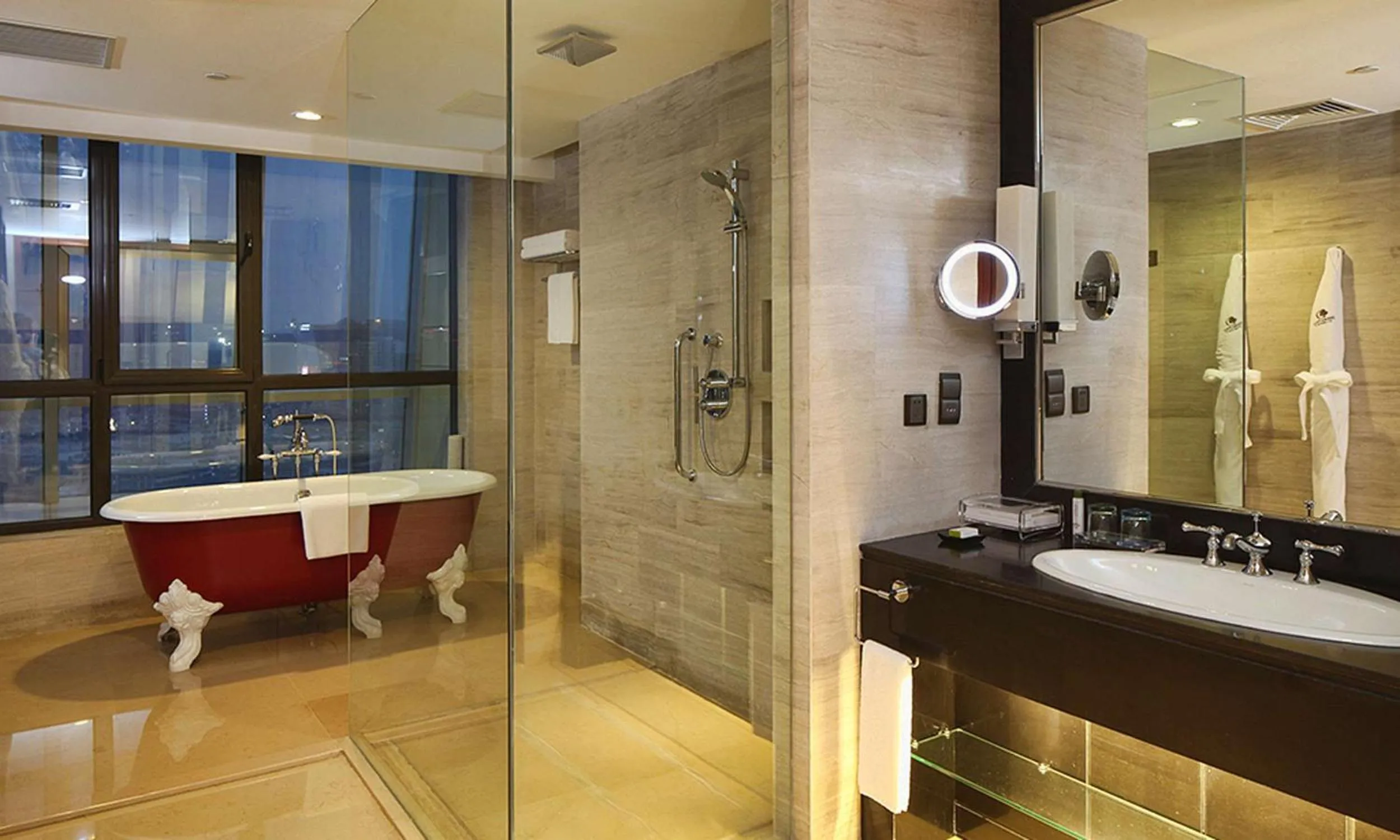 Bathroom in DoubleTree by Hilton Shenyang
