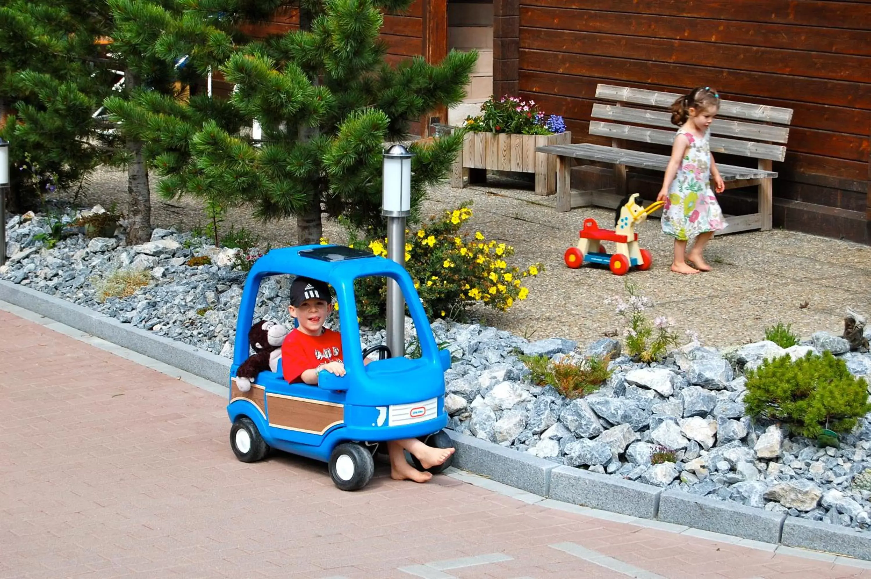 Summer, Children's Play Area in Hotel Garni Jägerhof