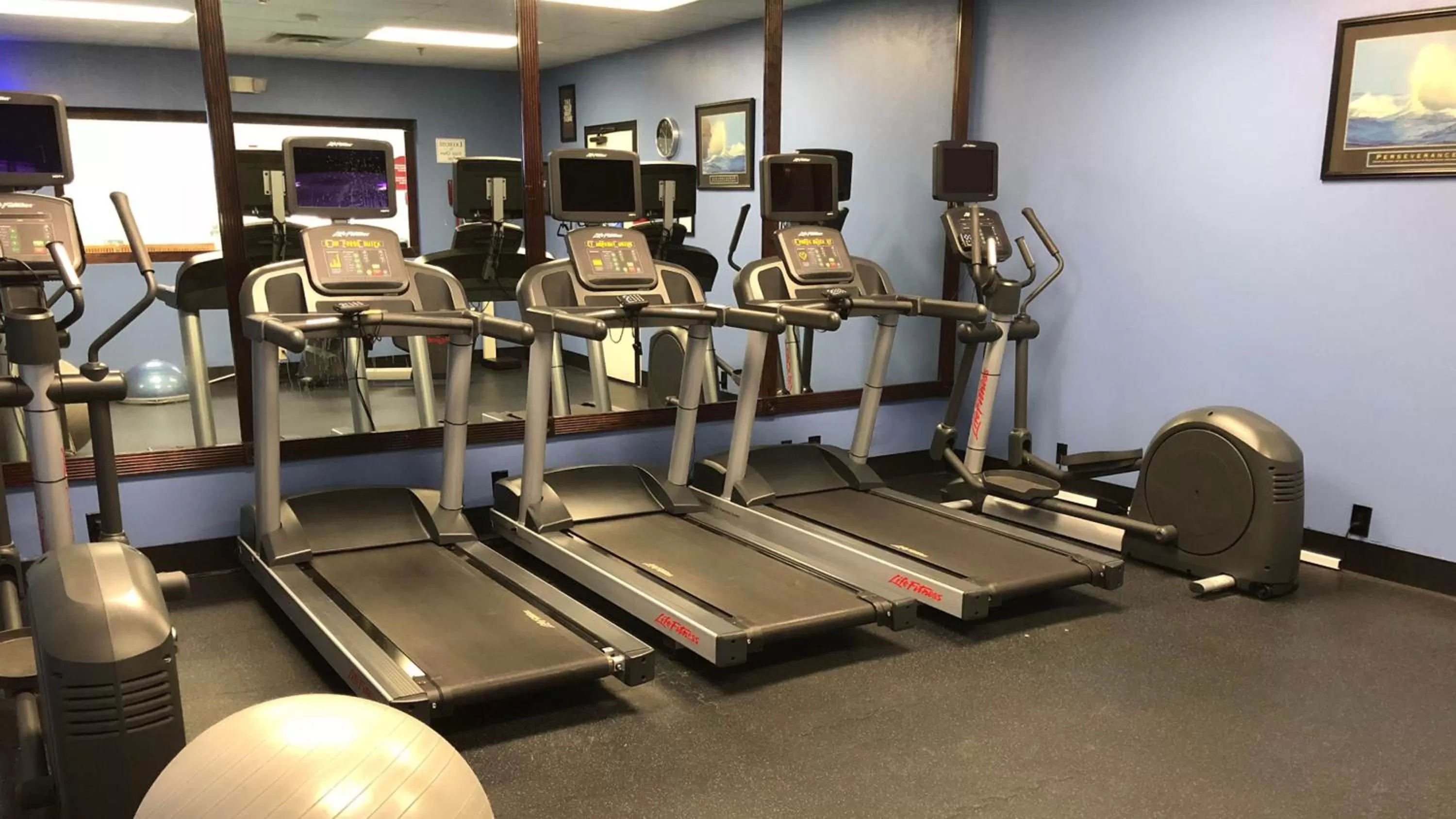 Fitness centre/facilities in Holiday Inn Express Stony Brook-Long Island by IHG