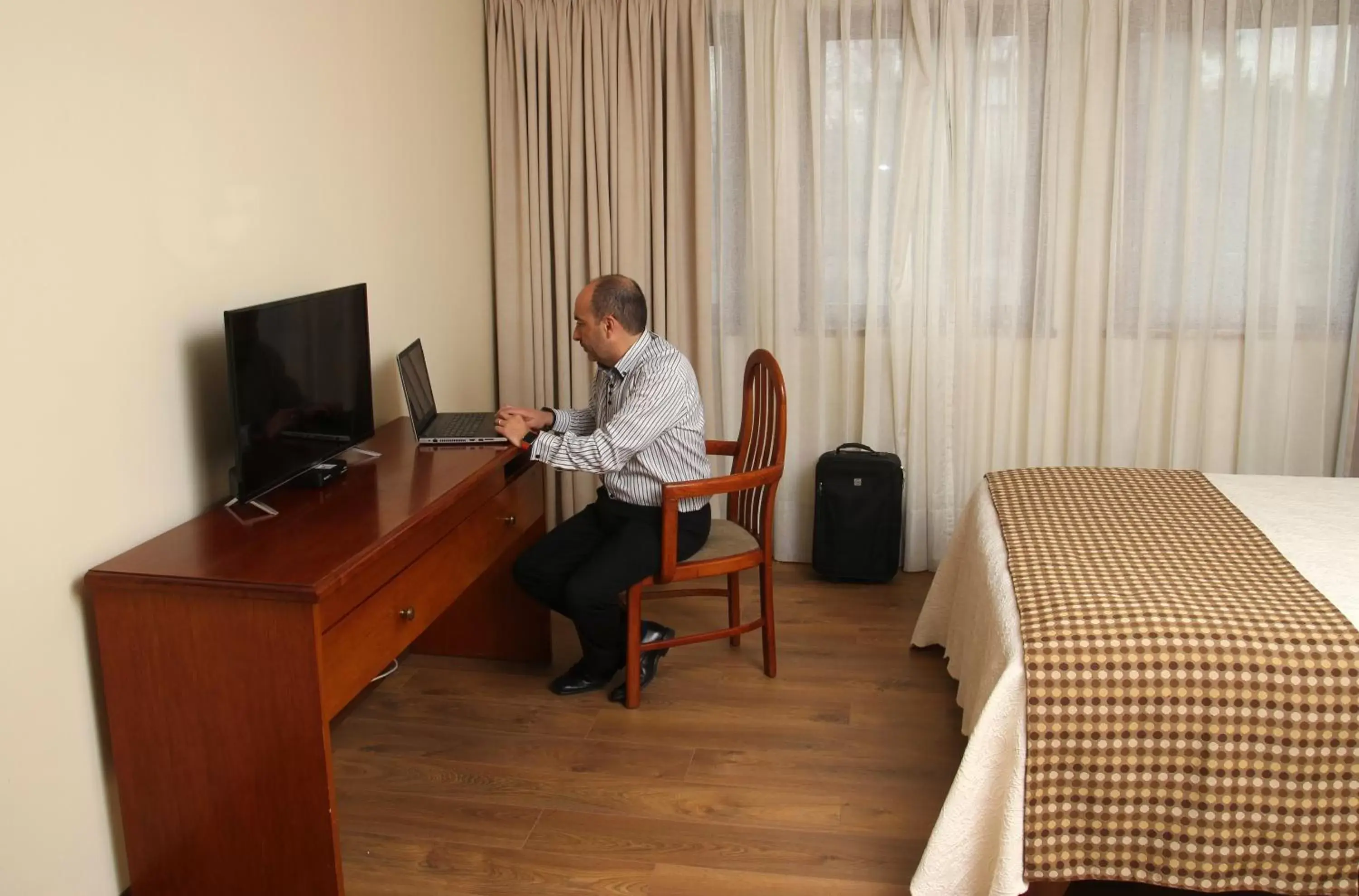 Double Room - single occupancy in Tur Hotel Santiago Double Room - single occupancy in Tur Hotel Santiago