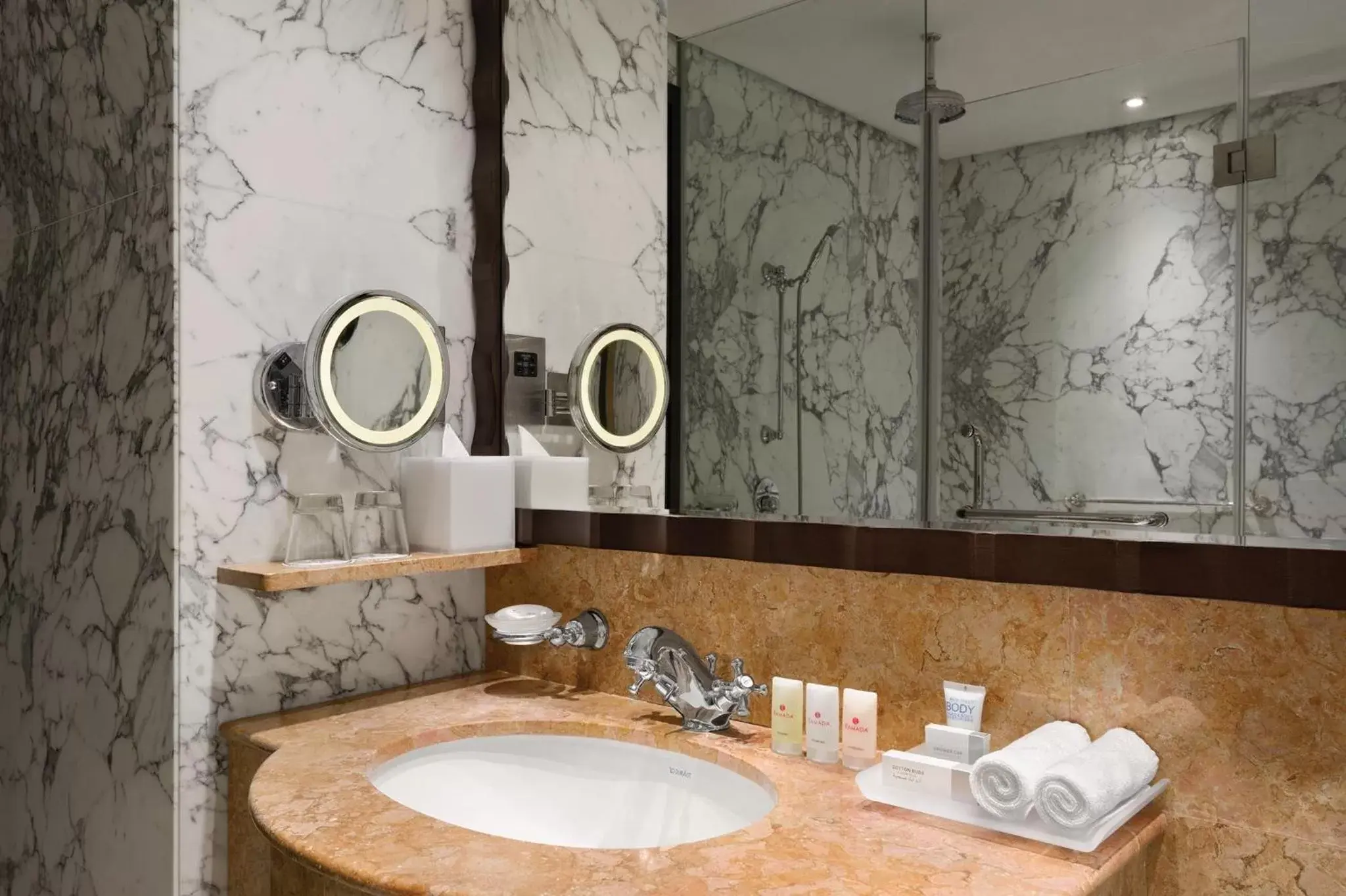Bathroom in Crowne Plaza - Dubai Jumeirah, an IHG Hotel