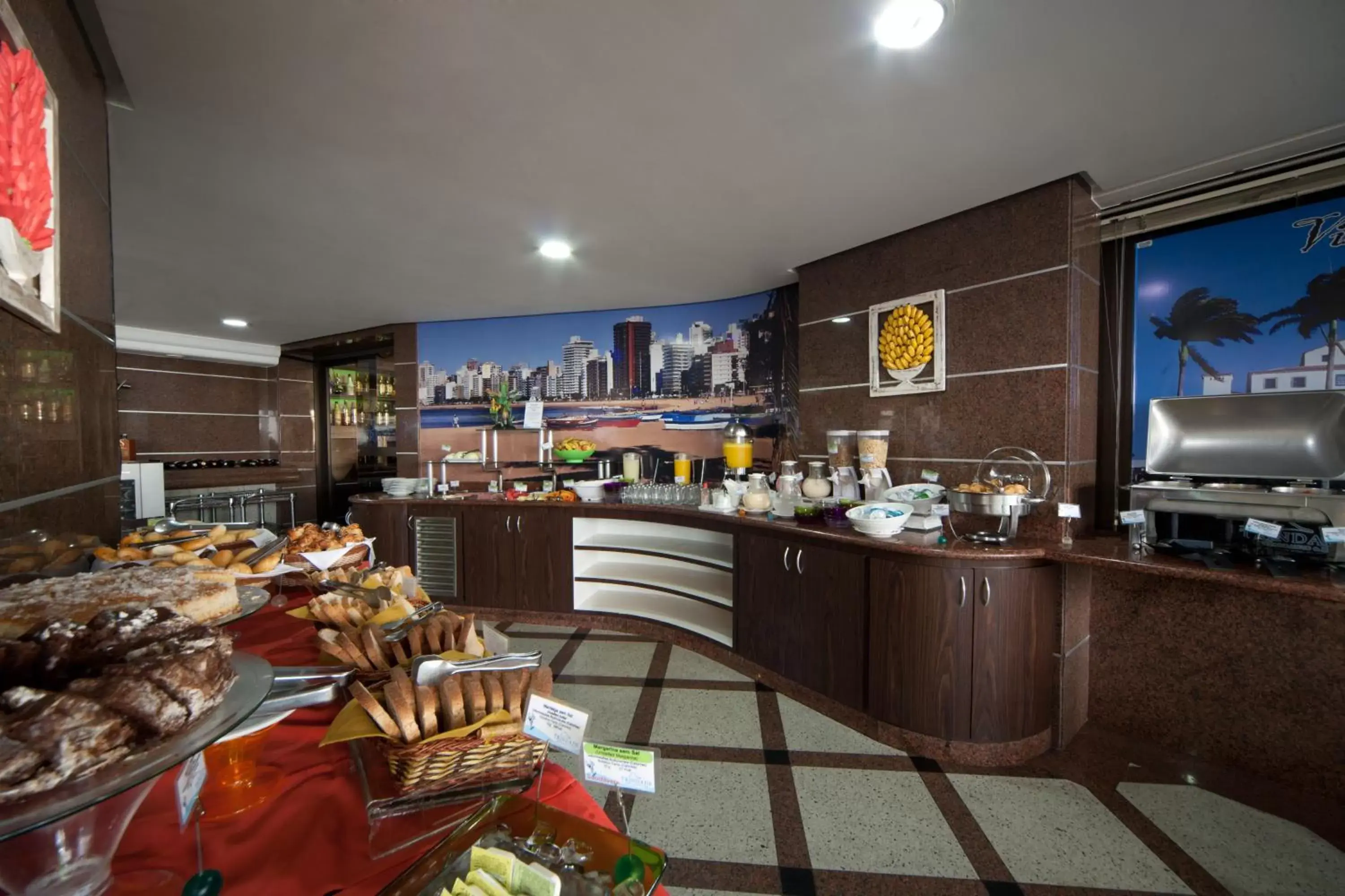 Restaurant/Places to Eat in Quality Suites Vila Velha