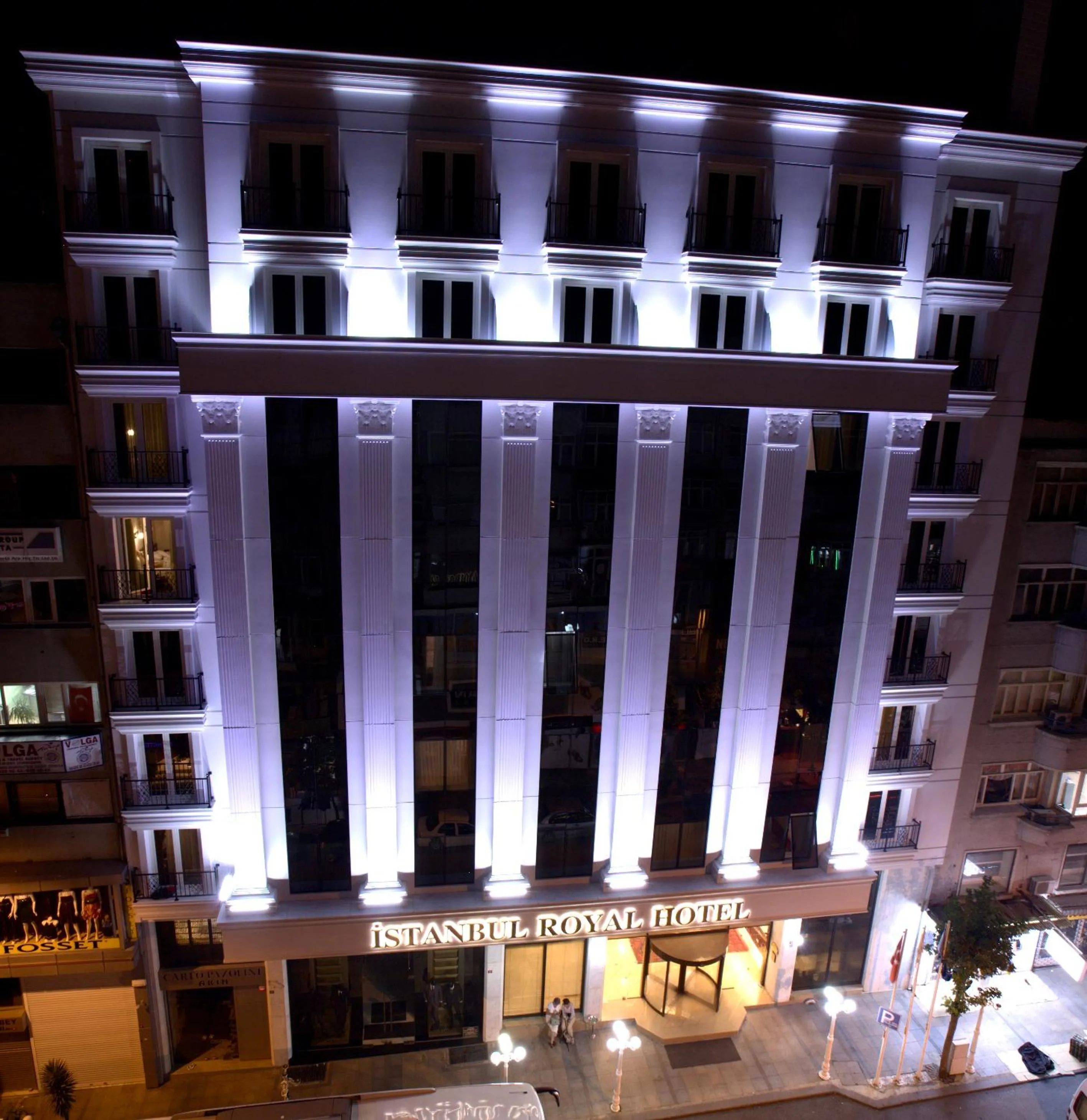 Property building in Istanbul Royal Hotel