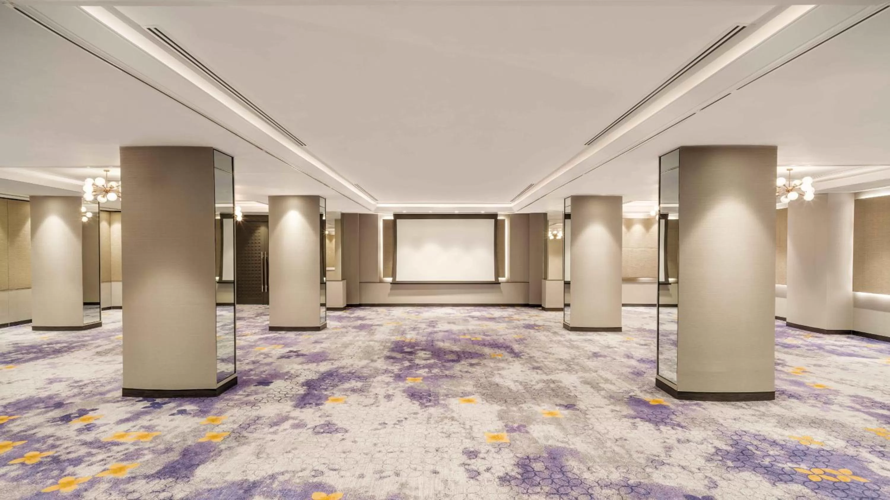 Meeting/conference room in InterContinental Bangkok by IHG