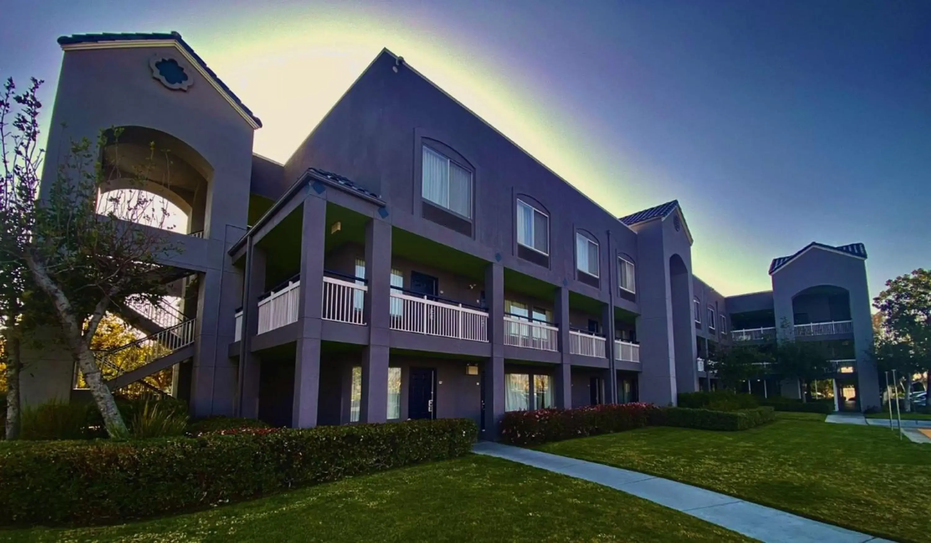 Property building in SureStay Hotel by Best Western Ontario Airport Property building in SureStay Hotel by Best Western Ontario Airport