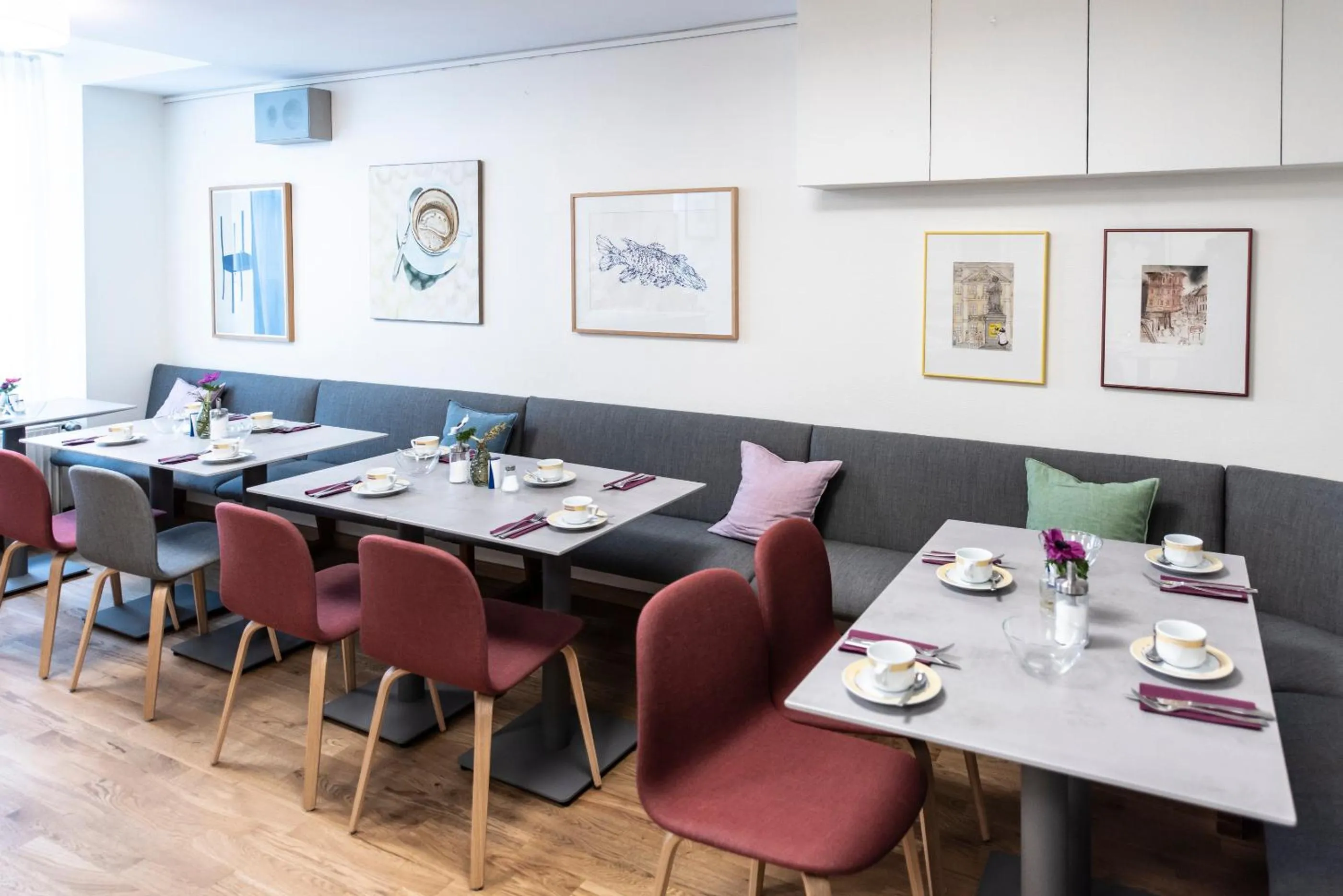 Restaurant/places to eat in Hotel Aigner