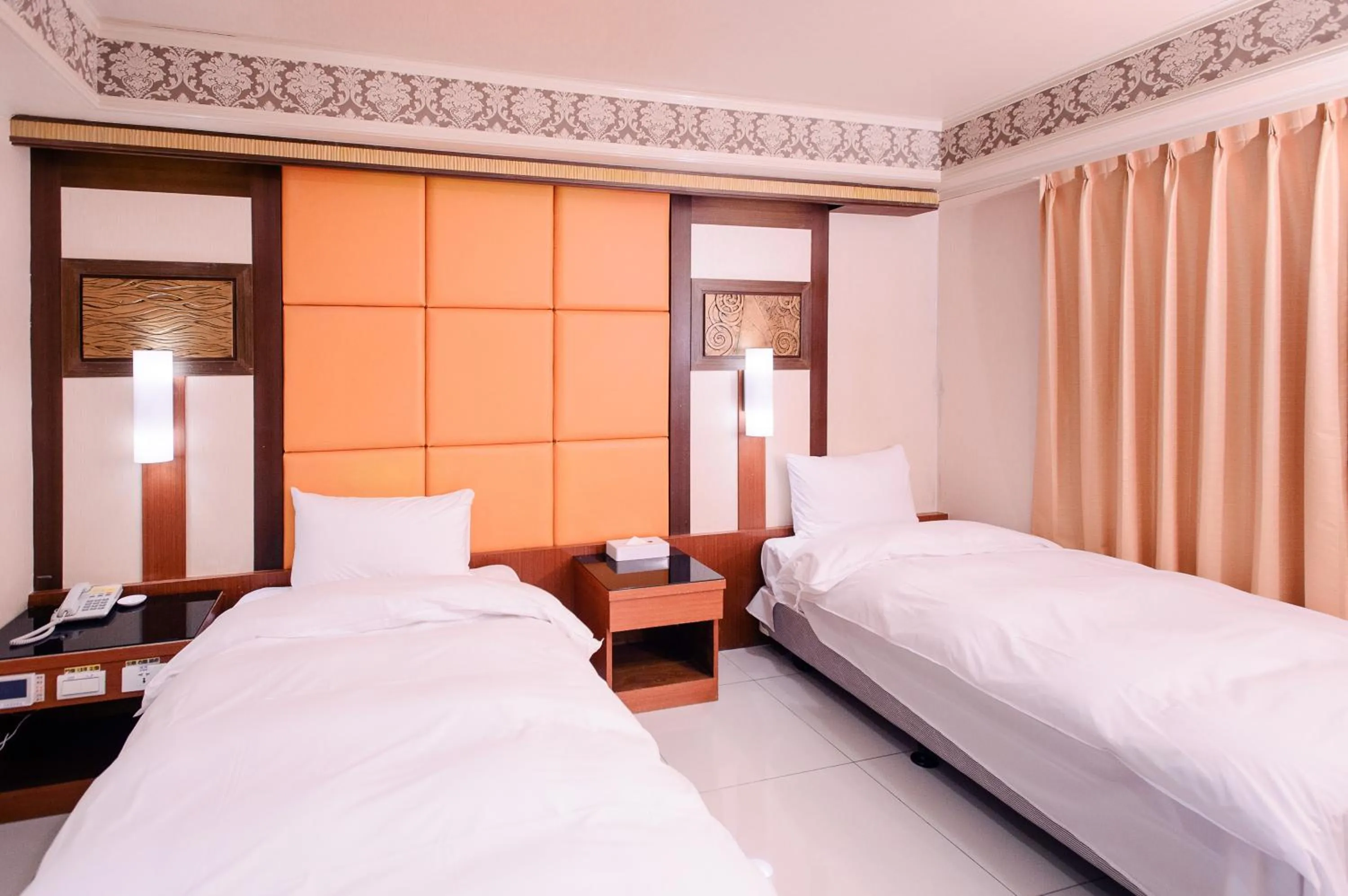 Bedroom, Bed in Duke Business Hotel