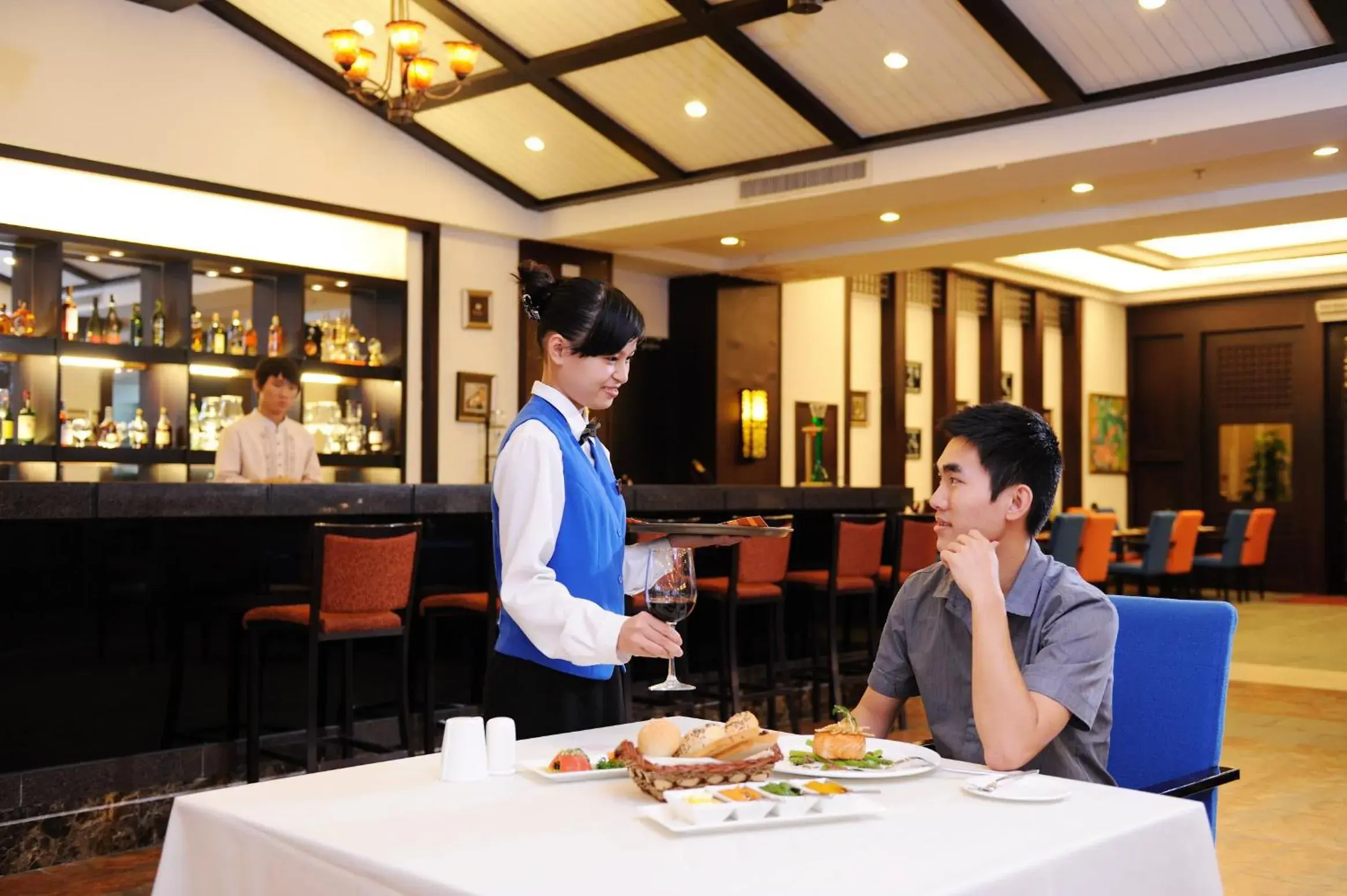 Restaurant/Places to Eat in Shengyi Holiday Villa Hotel