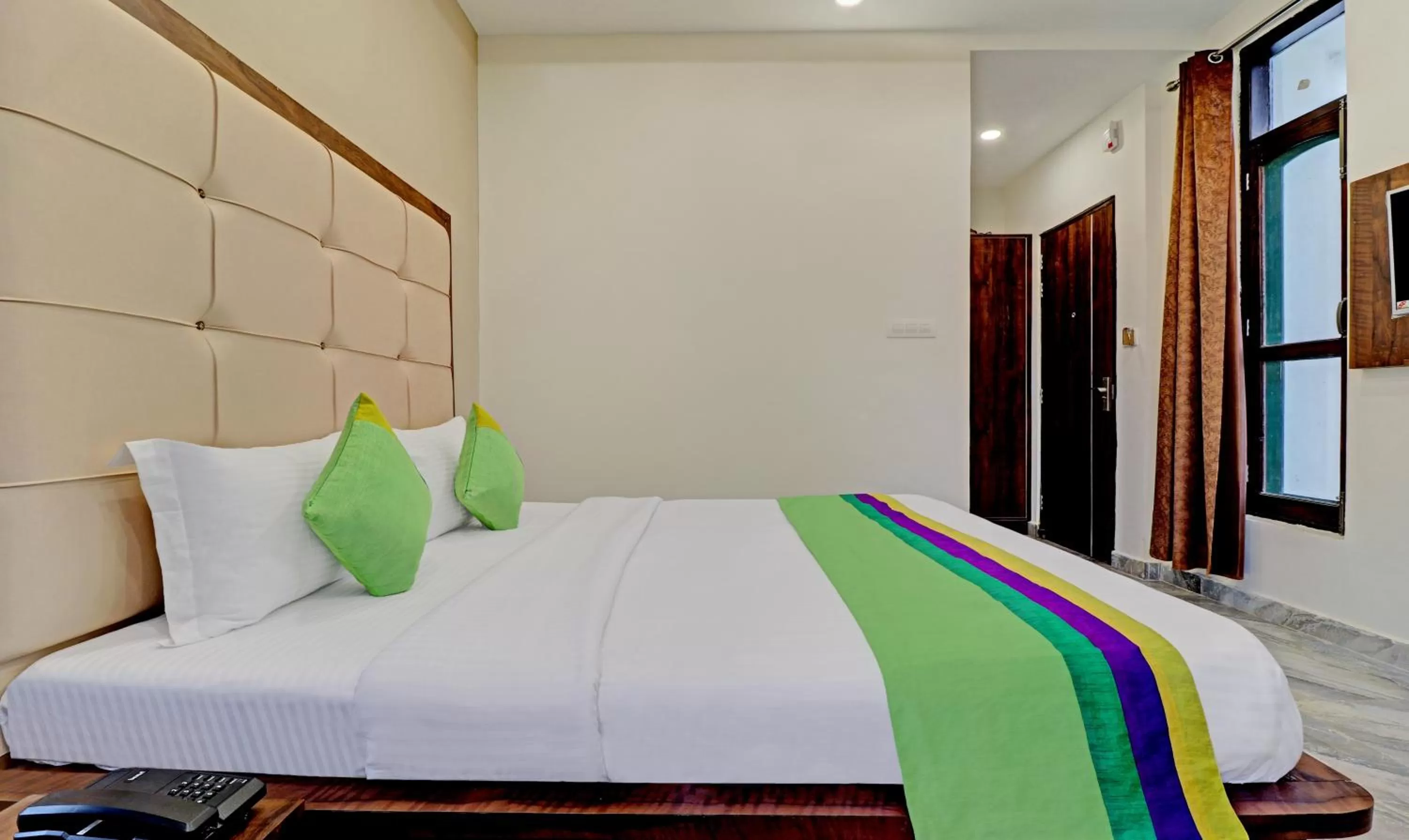 Bedroom, Bed in Treebo Ortus Residency