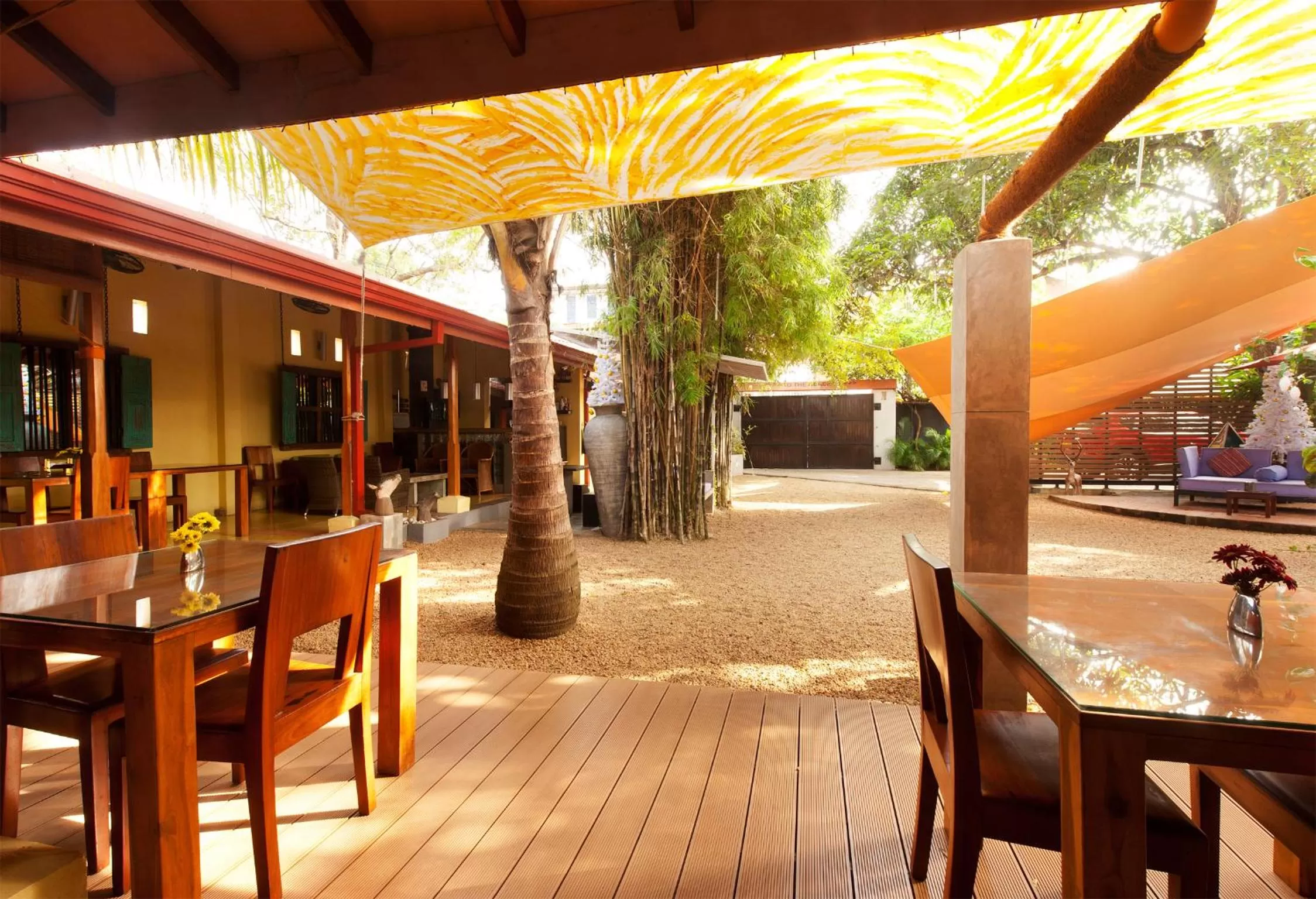 Restaurant/places to eat in Dickman Resort "The Boutique Hotel"