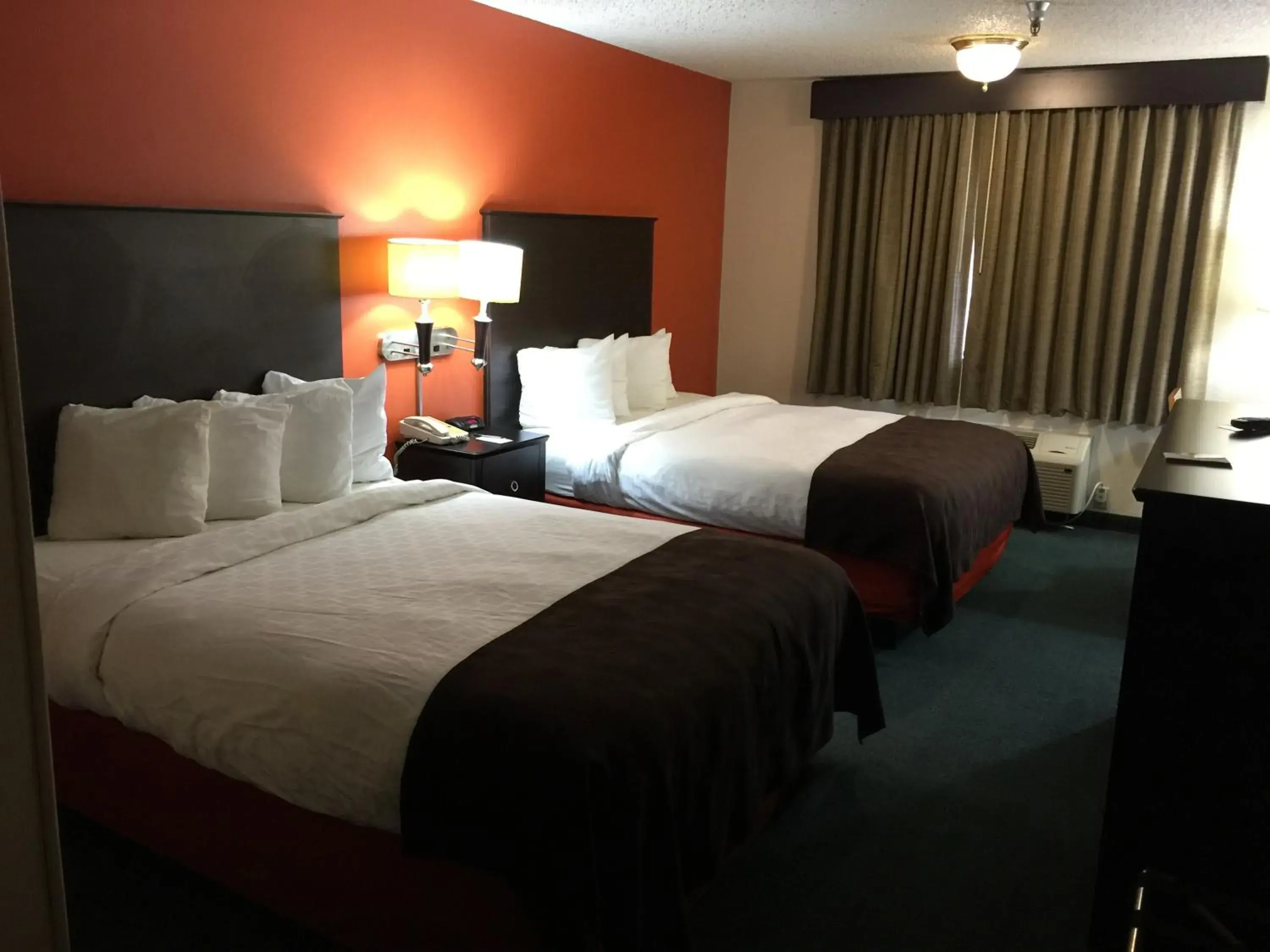 Photo of the whole room, Bed in AmericInn by Wyndham Salina