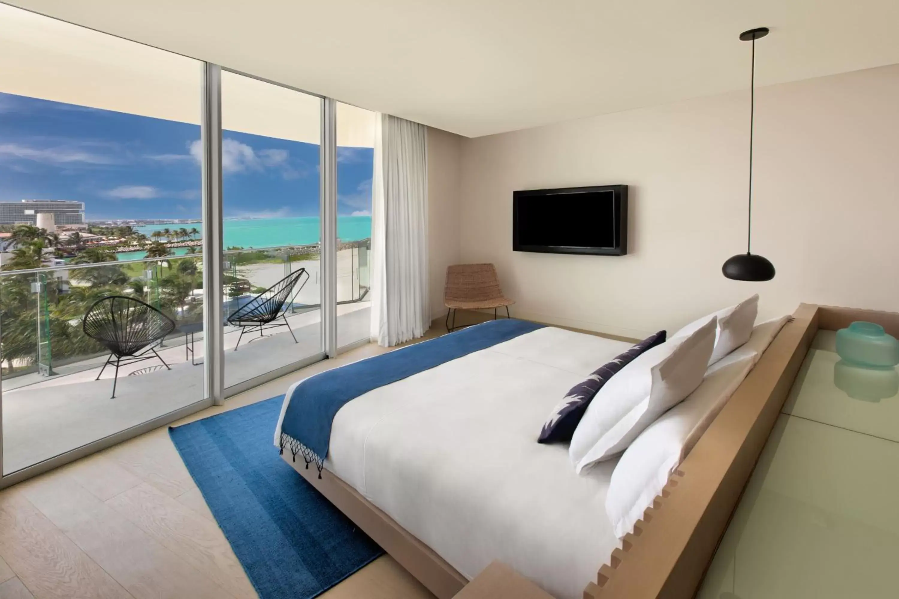 Bed in SLS Cancun Hotel & Spa