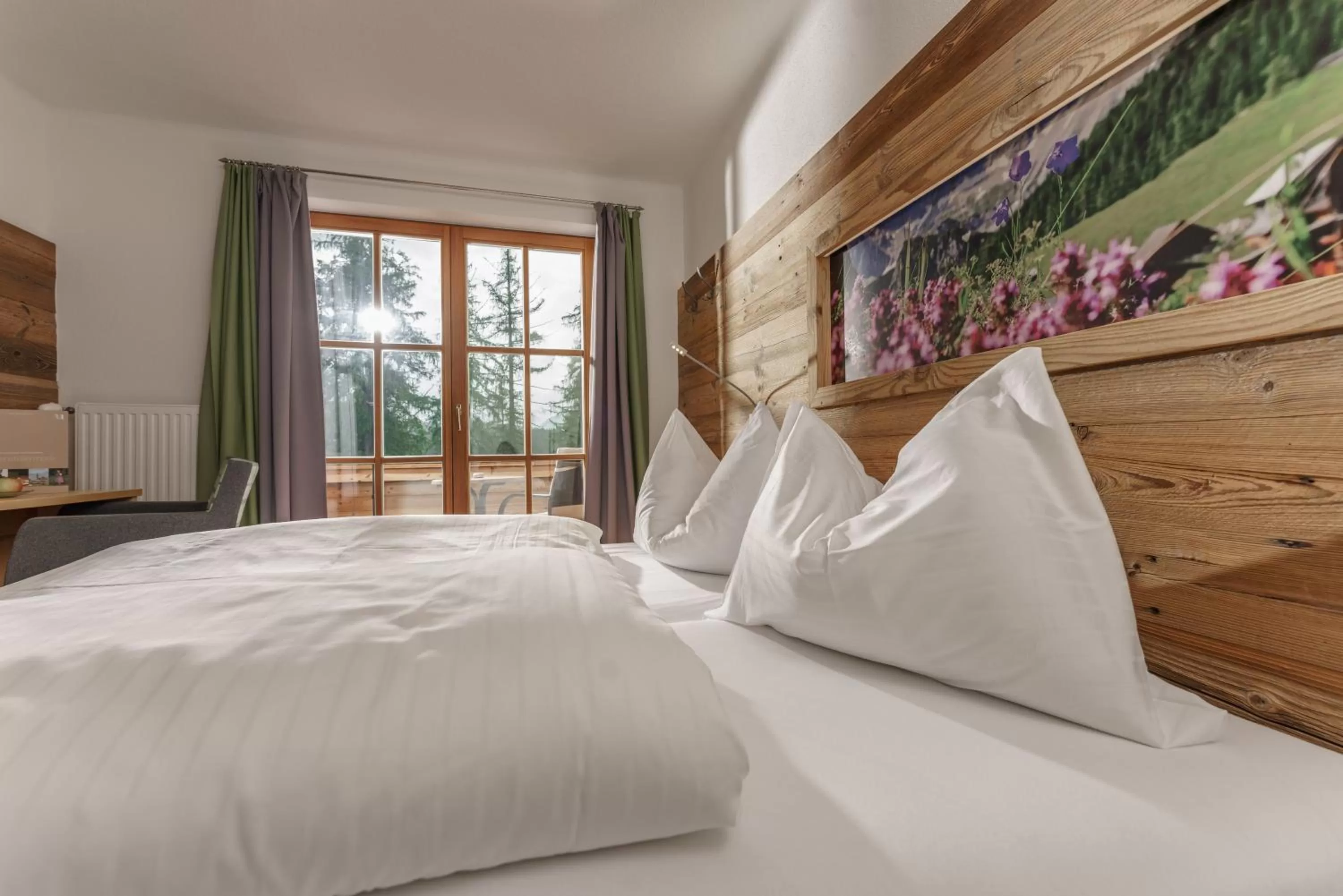 Staff, Bed in Naturhotel Lärchenhof