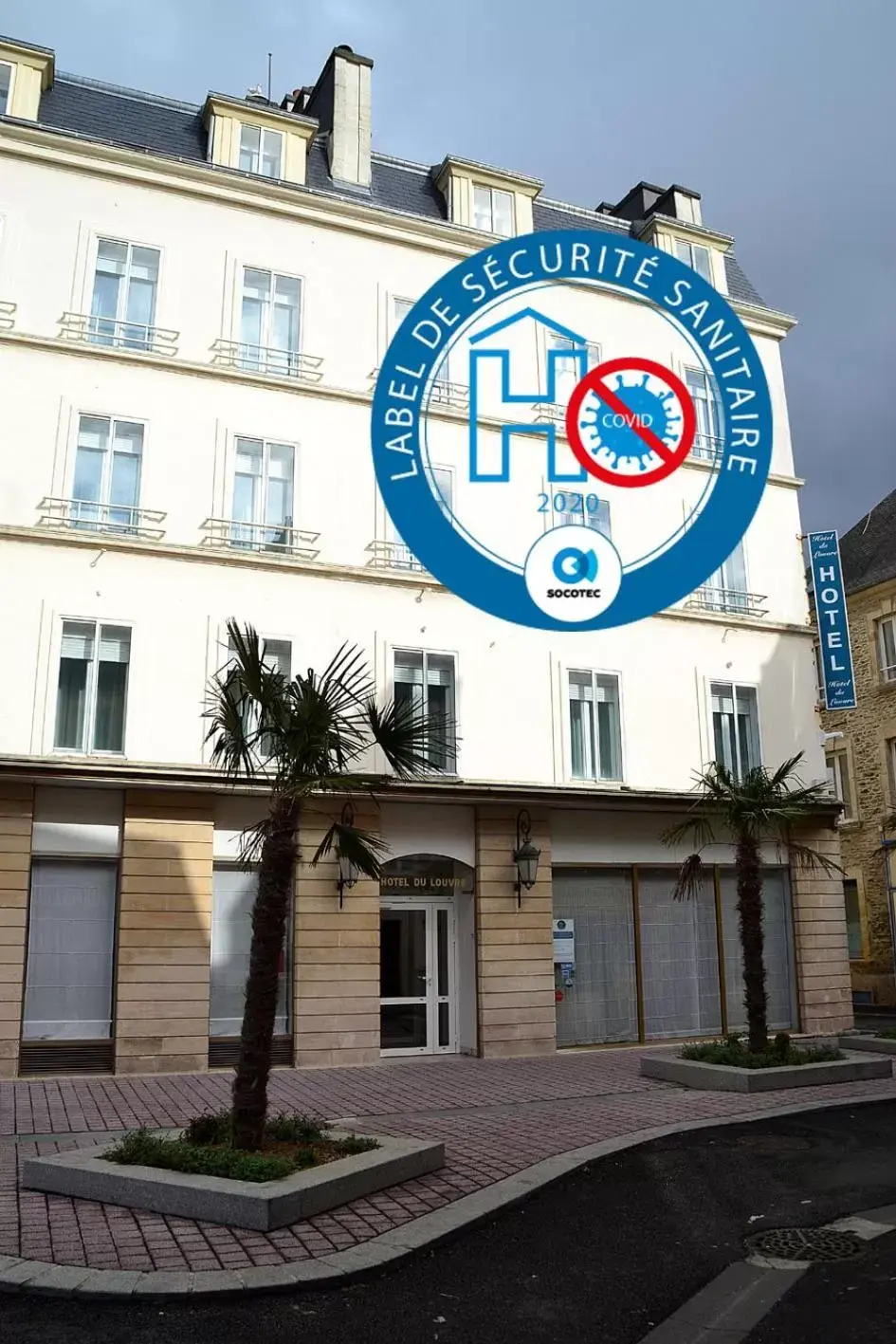 Facade/entrance, Property Building in Hotel du Louvre