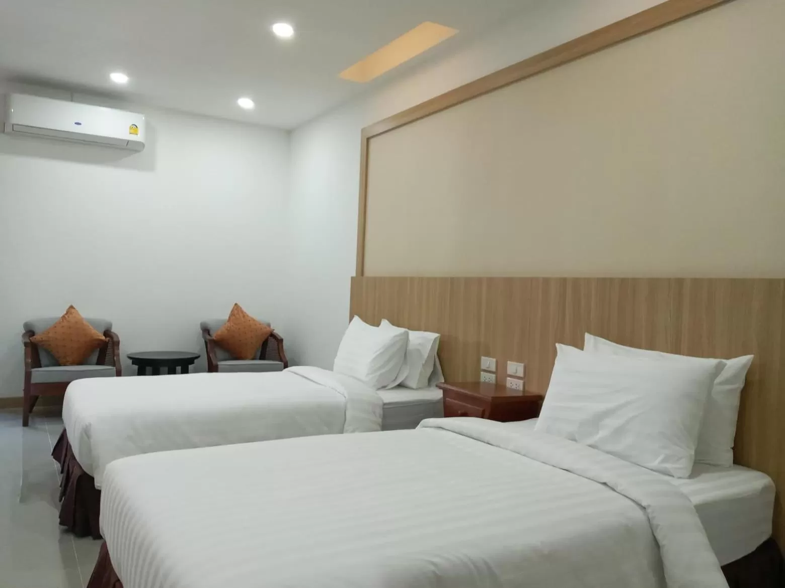 Bed in Nine Smiths Hotels Chiangmai
