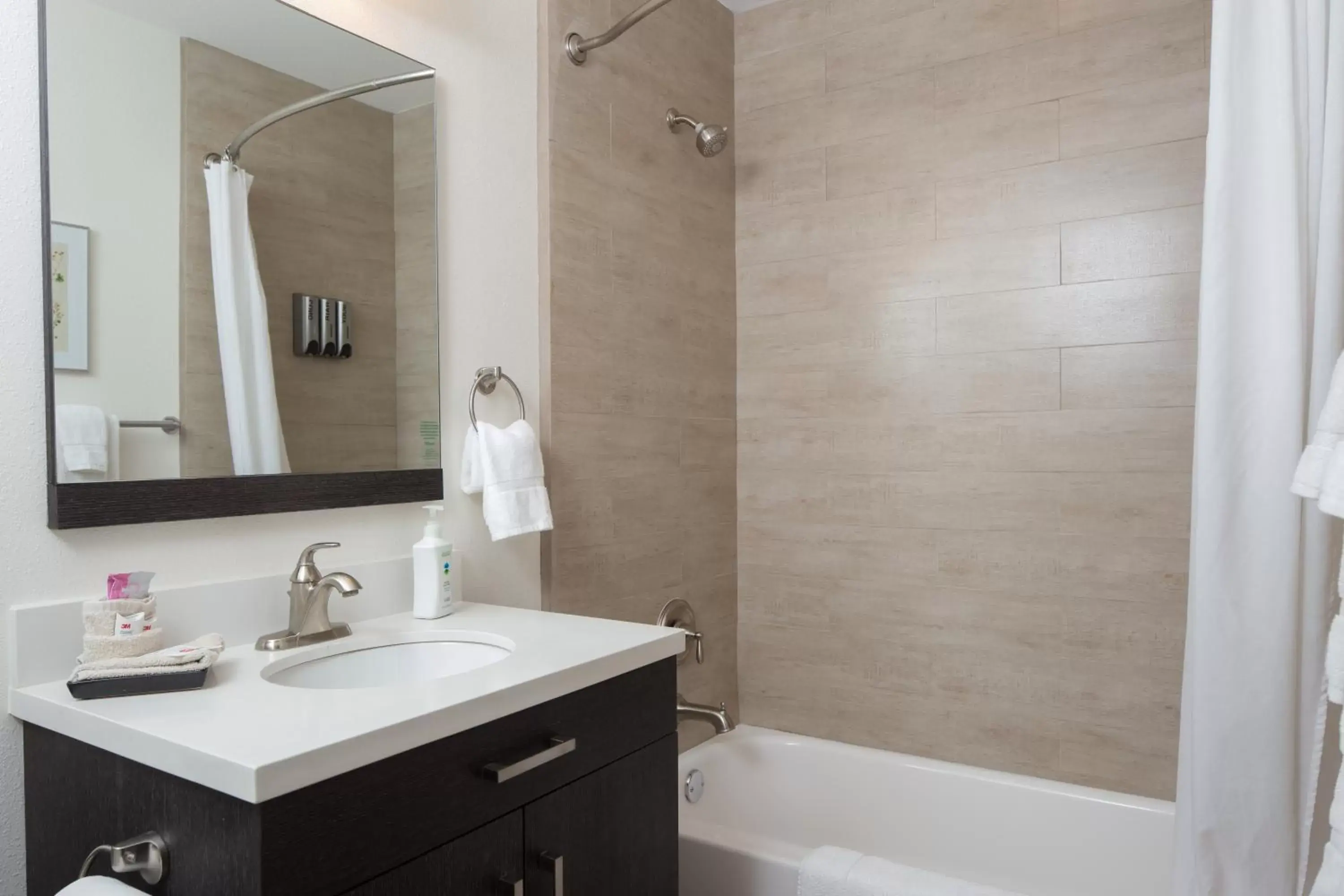 Bathroom in Hotel Flora and Fauna