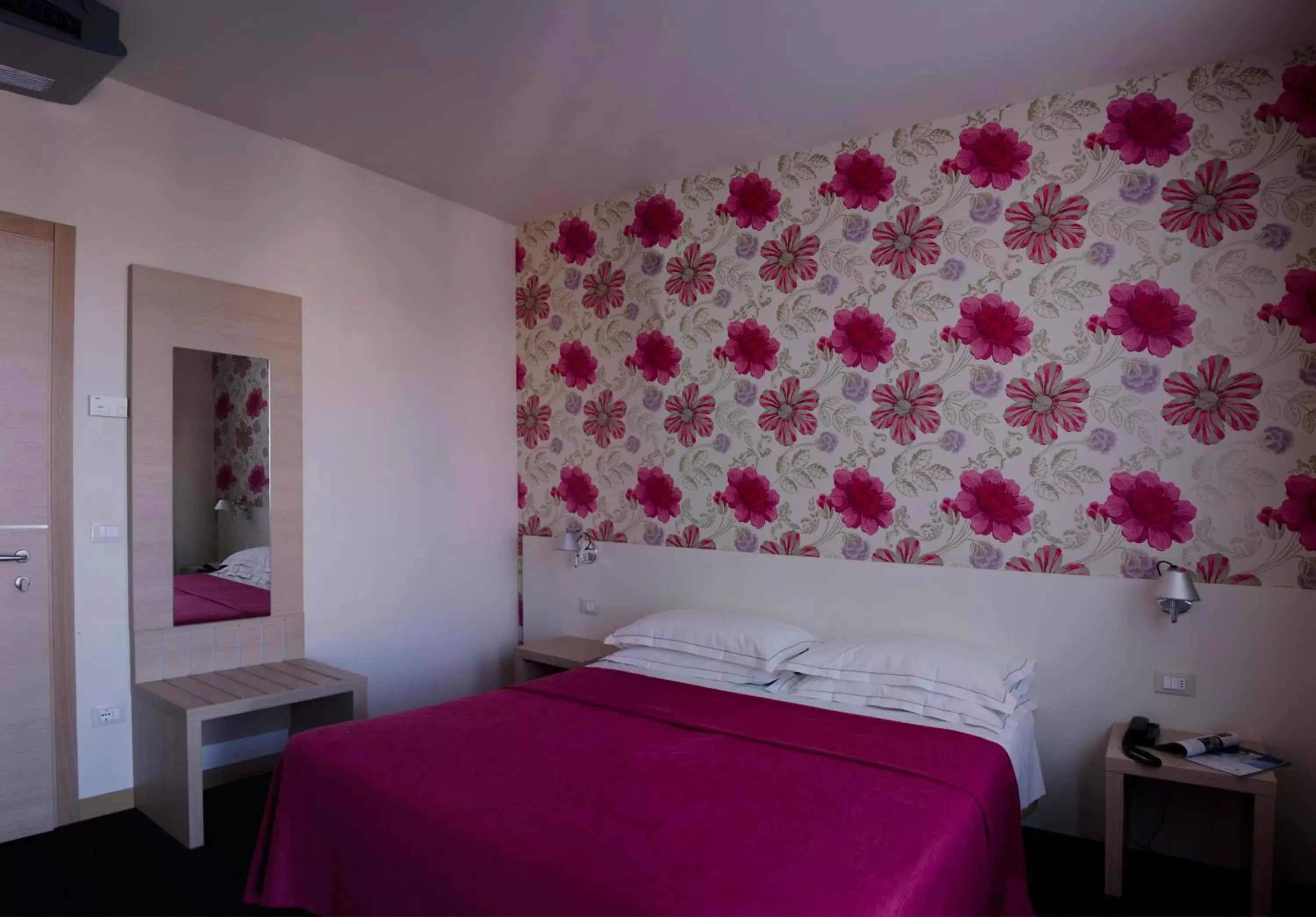 Bed in Key Hotel Bed in Key Hotel