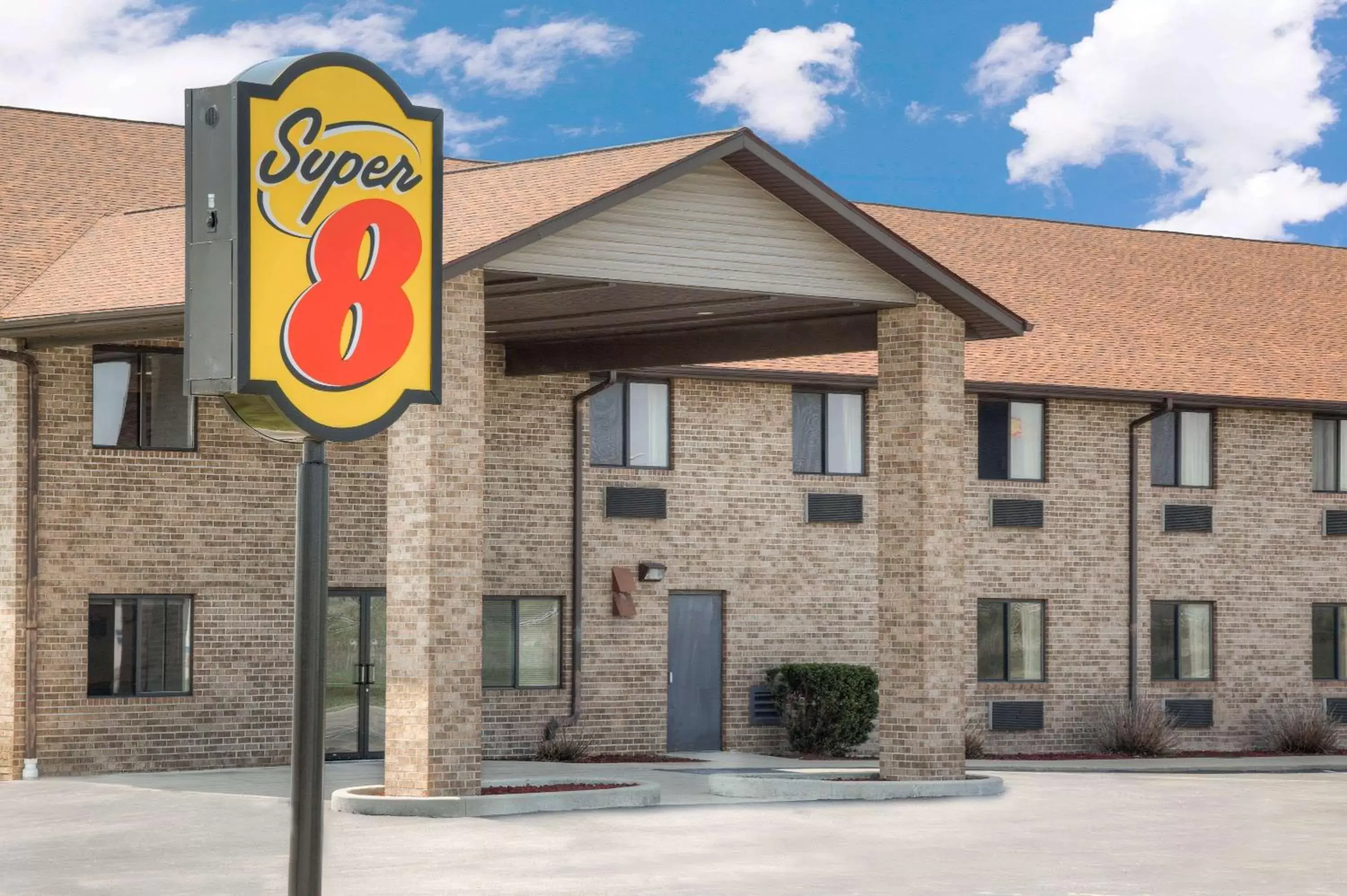 Property Building in Super 8 by Wyndham Gas City Marion Area