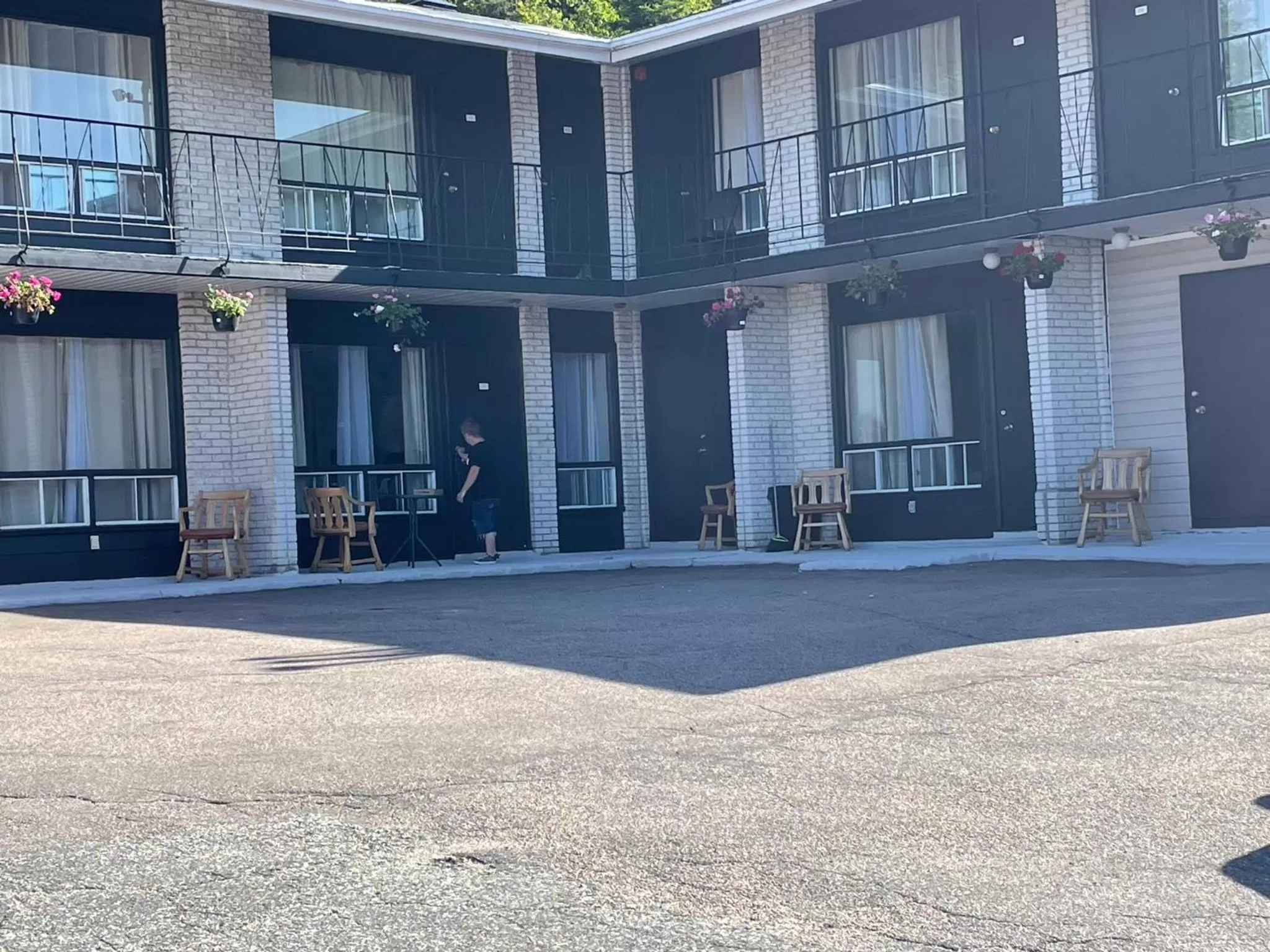 Property building in Motel du rosier