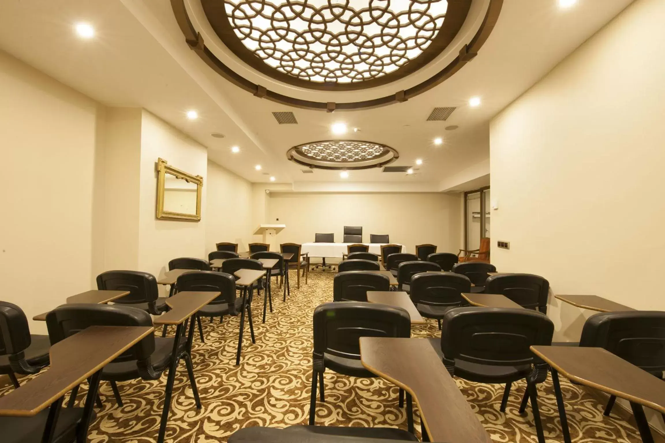 Business facilities in Hotel Ney