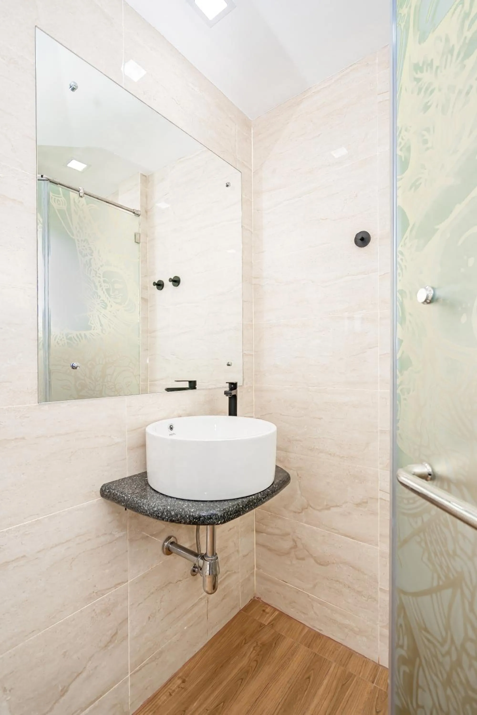 Shower in The Color Kata