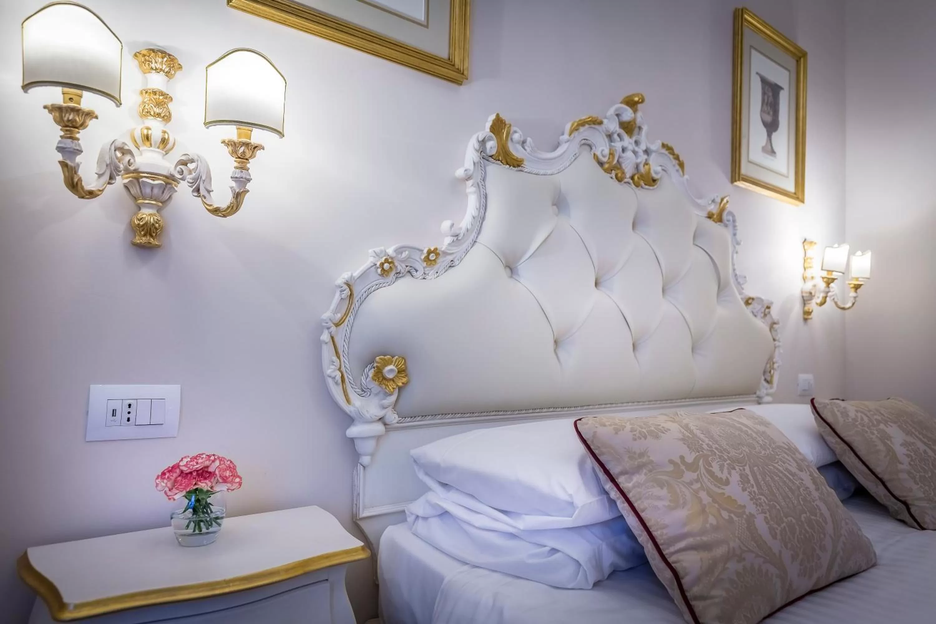 Bedroom, Bed in B&B La Terrazza Sul Duomo