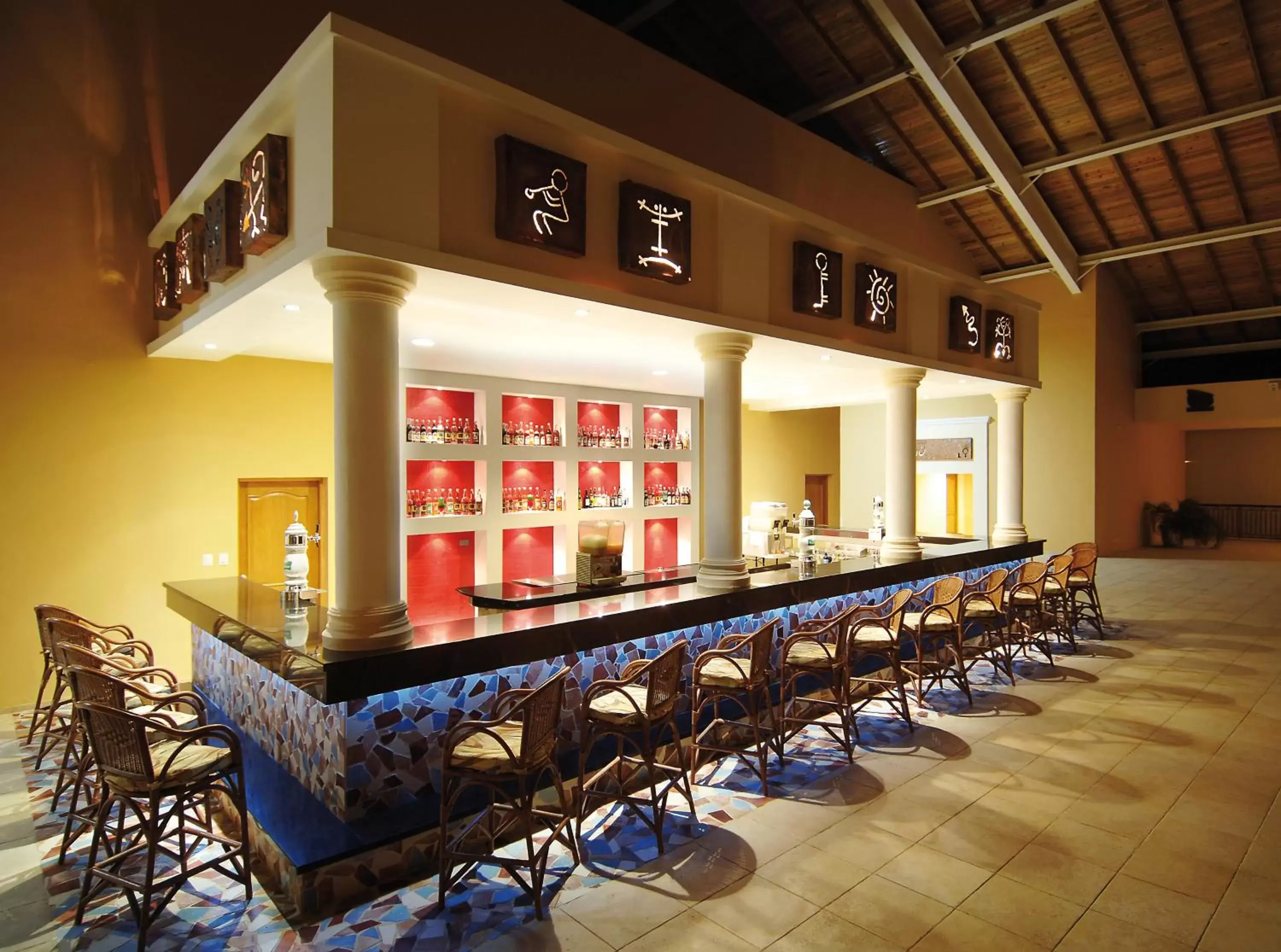 Lounge or bar in Occidental Caribe - All Inclusive