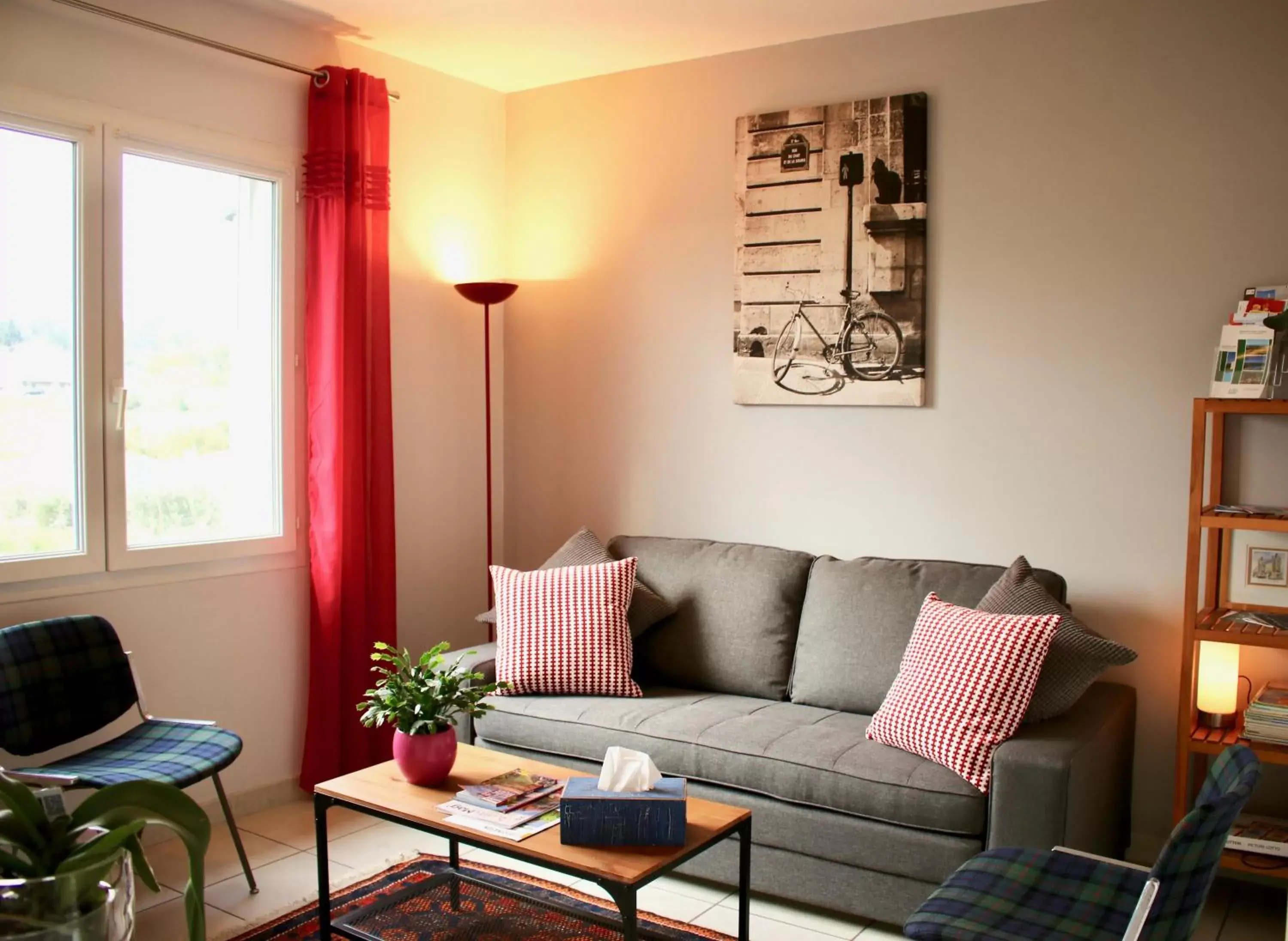 Bedroom, Seating Area in B&B-Les Balcons de Maragon