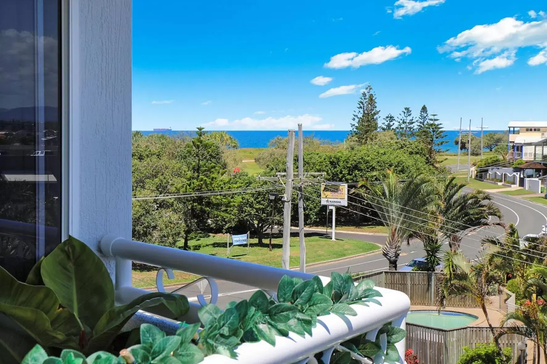 Balcony/Terrace in Beachside Resort Kawana Waters