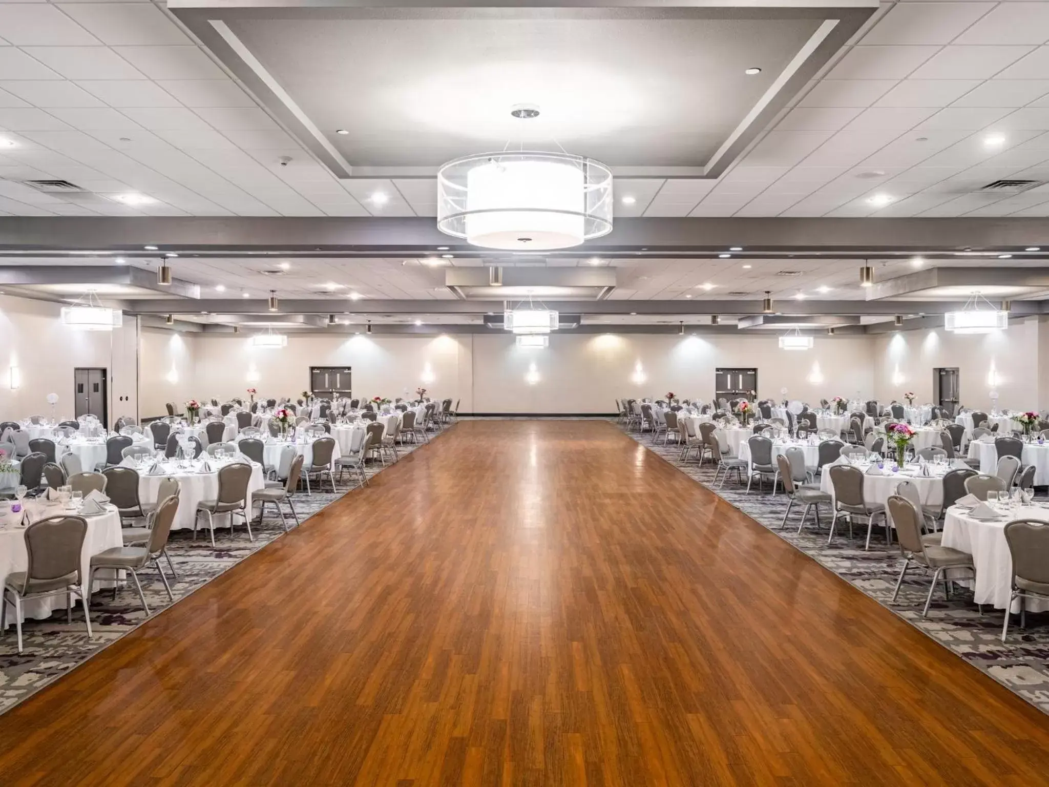 Meeting/conference room, Banquet Facilities in Crowne Plaza Milwaukee South, an IHG Hotel