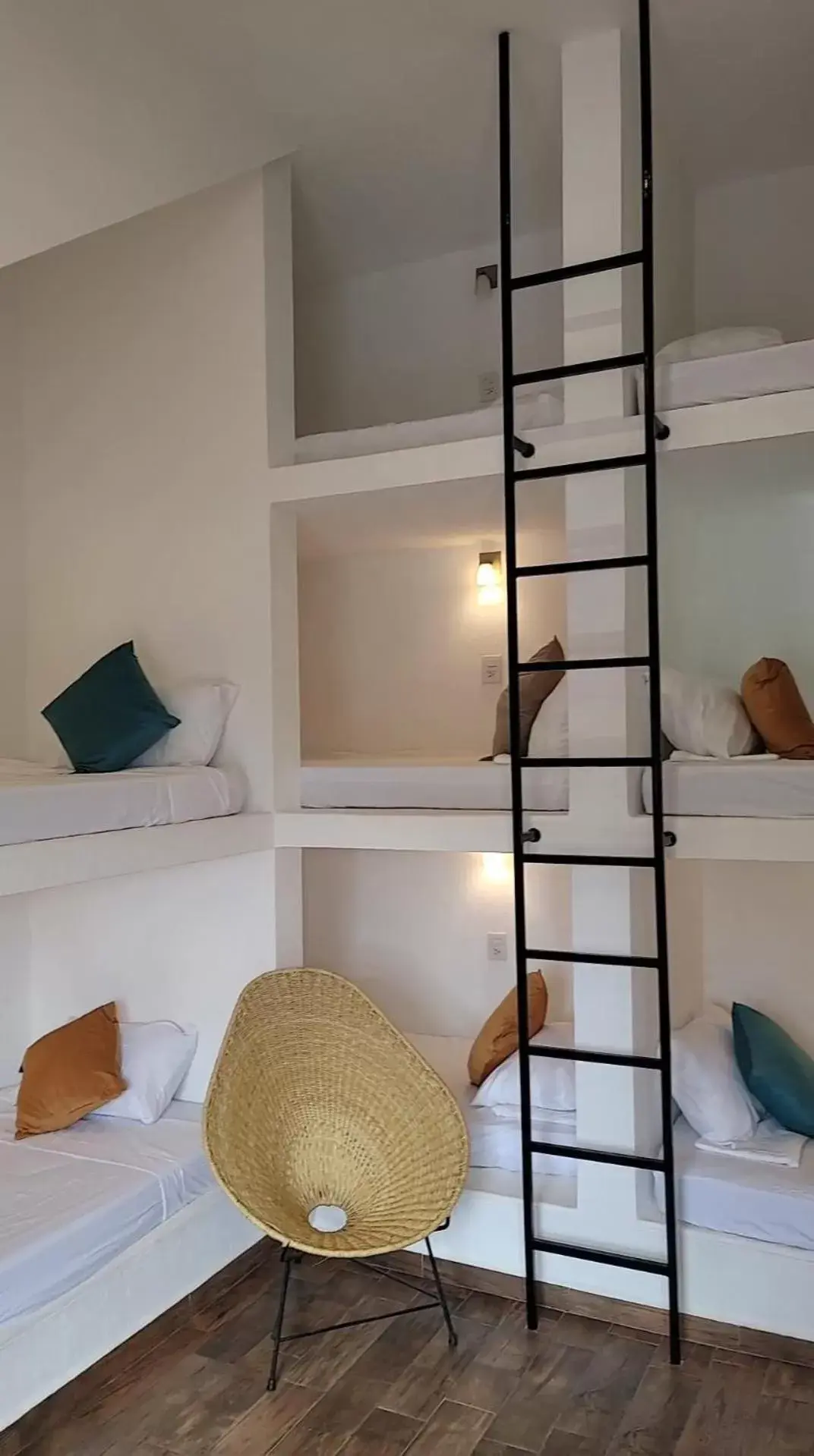 Bed, Bunk Bed in Punta Kai Hotel Hostal