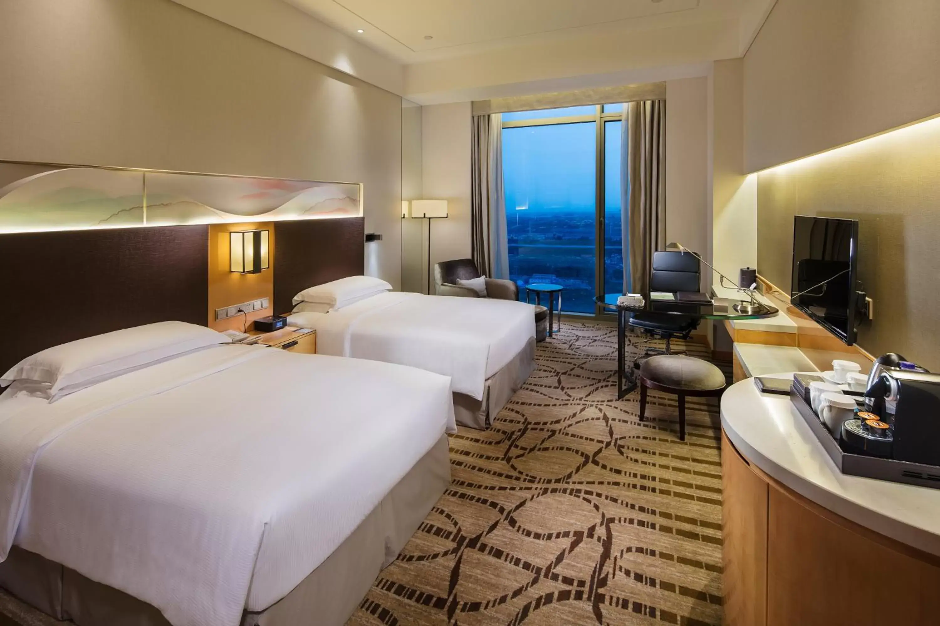 Bed in DoubleTree by Hilton Hangzhou East