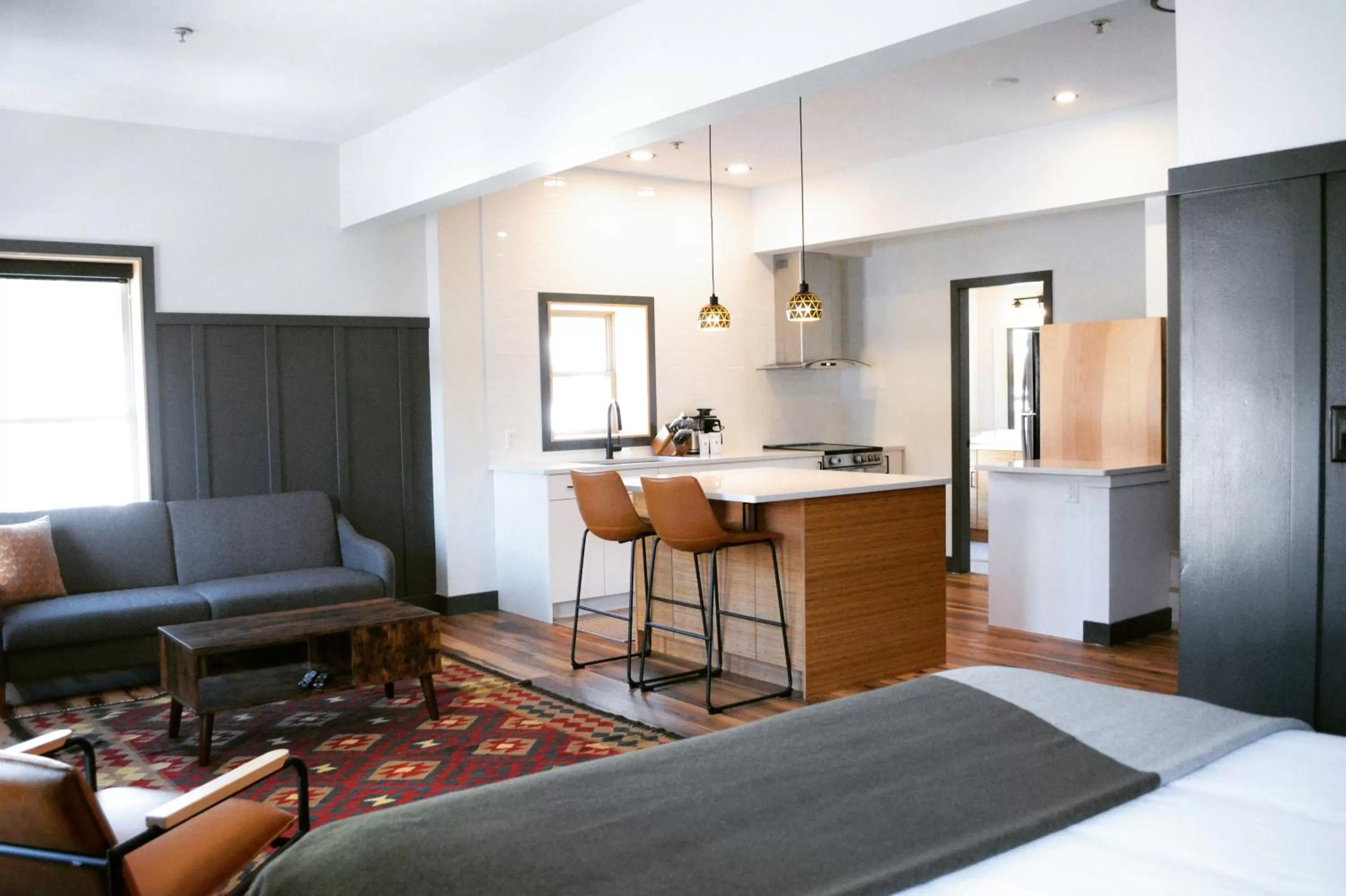 Bed in The Flying Steamshovel Inn