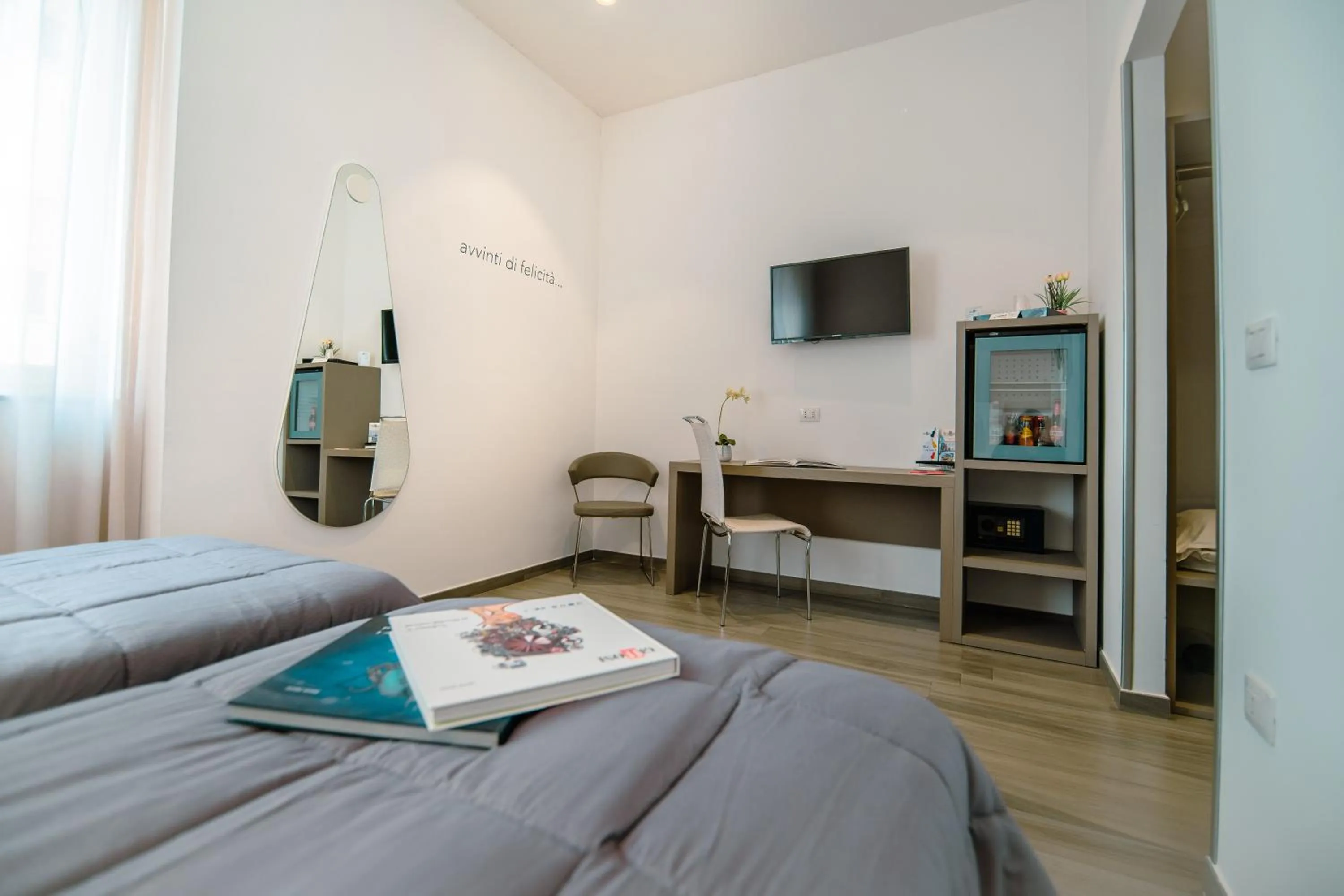 Photo of the whole room, Bed in Hotel Bruman Salerno