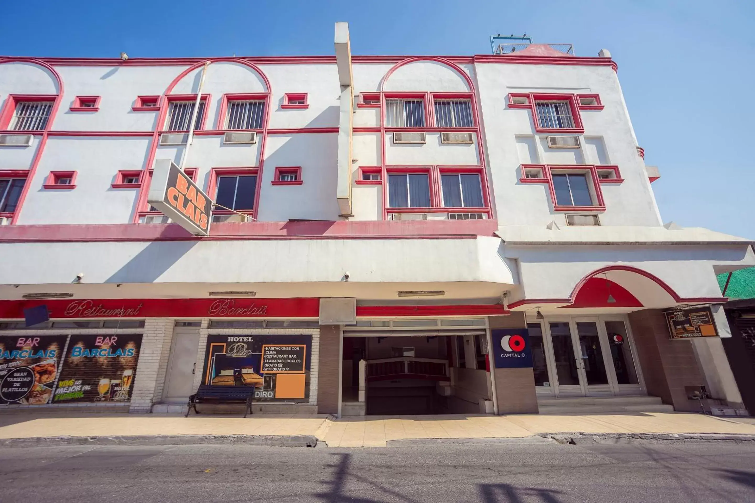 Facade/entrance, Property Building in Capital O Hotel Diro, Monterrey