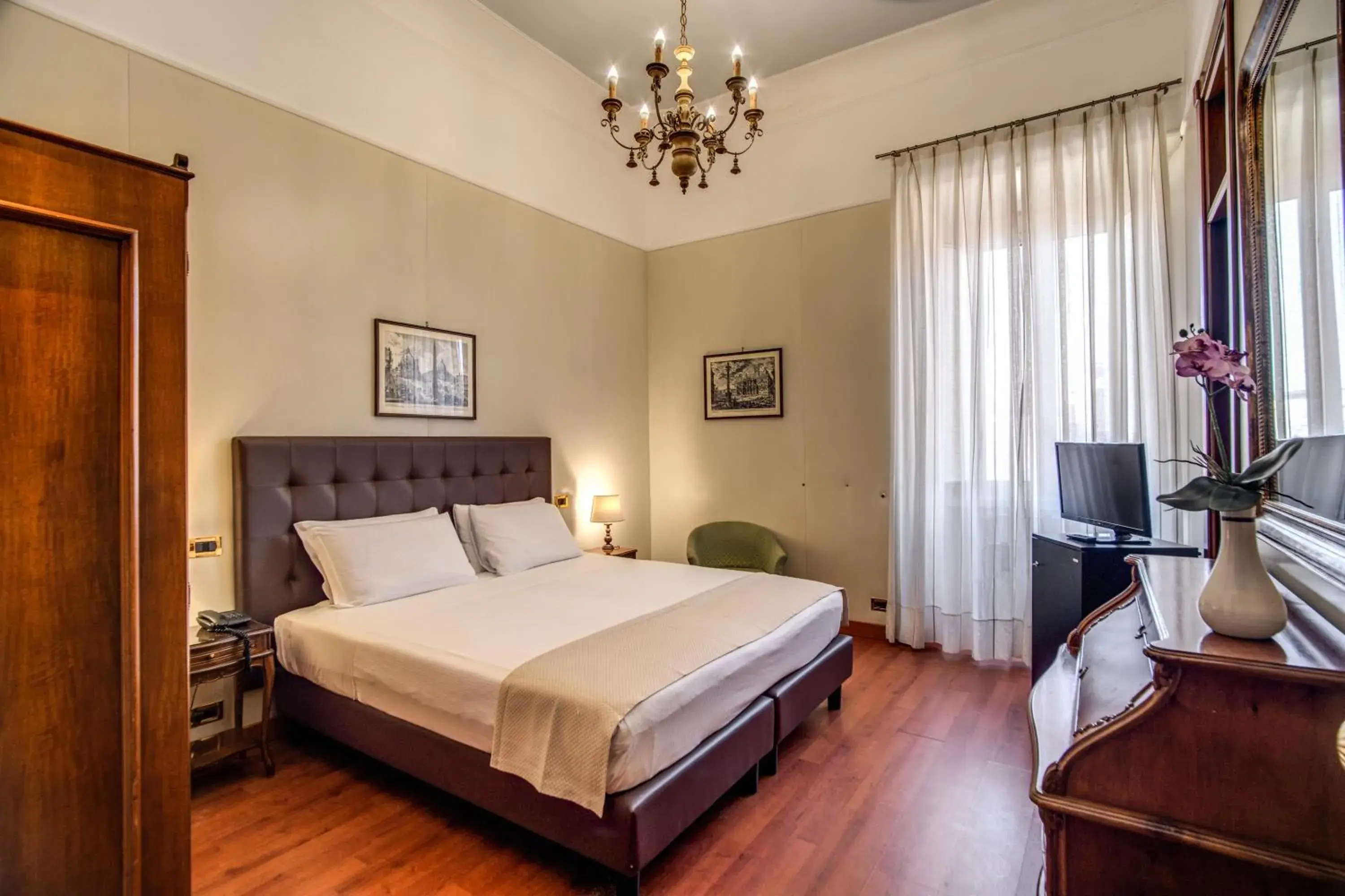 Bed in Hotel Della Torre Argentina