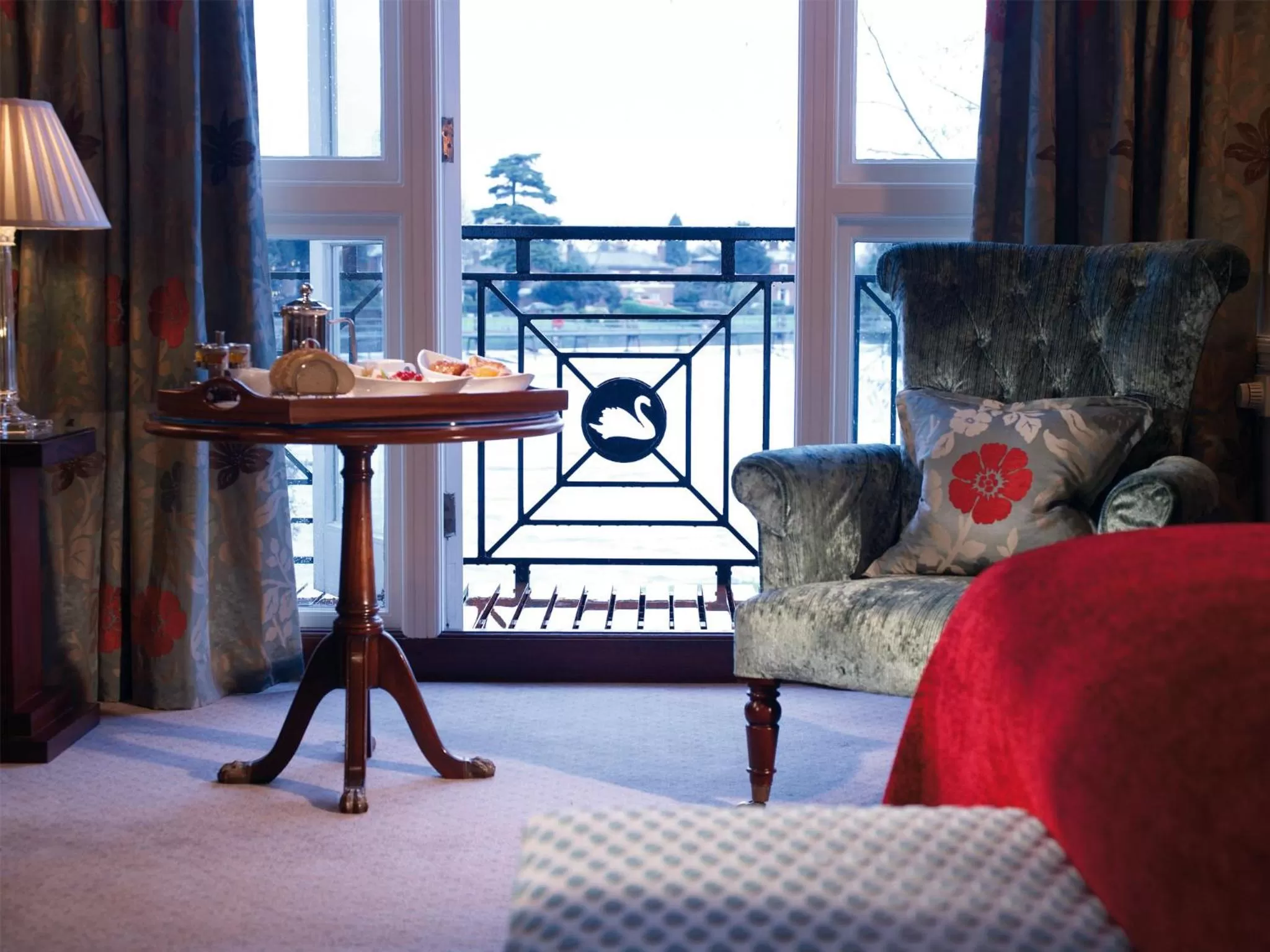 Seating area in Macdonald Compleat Angler