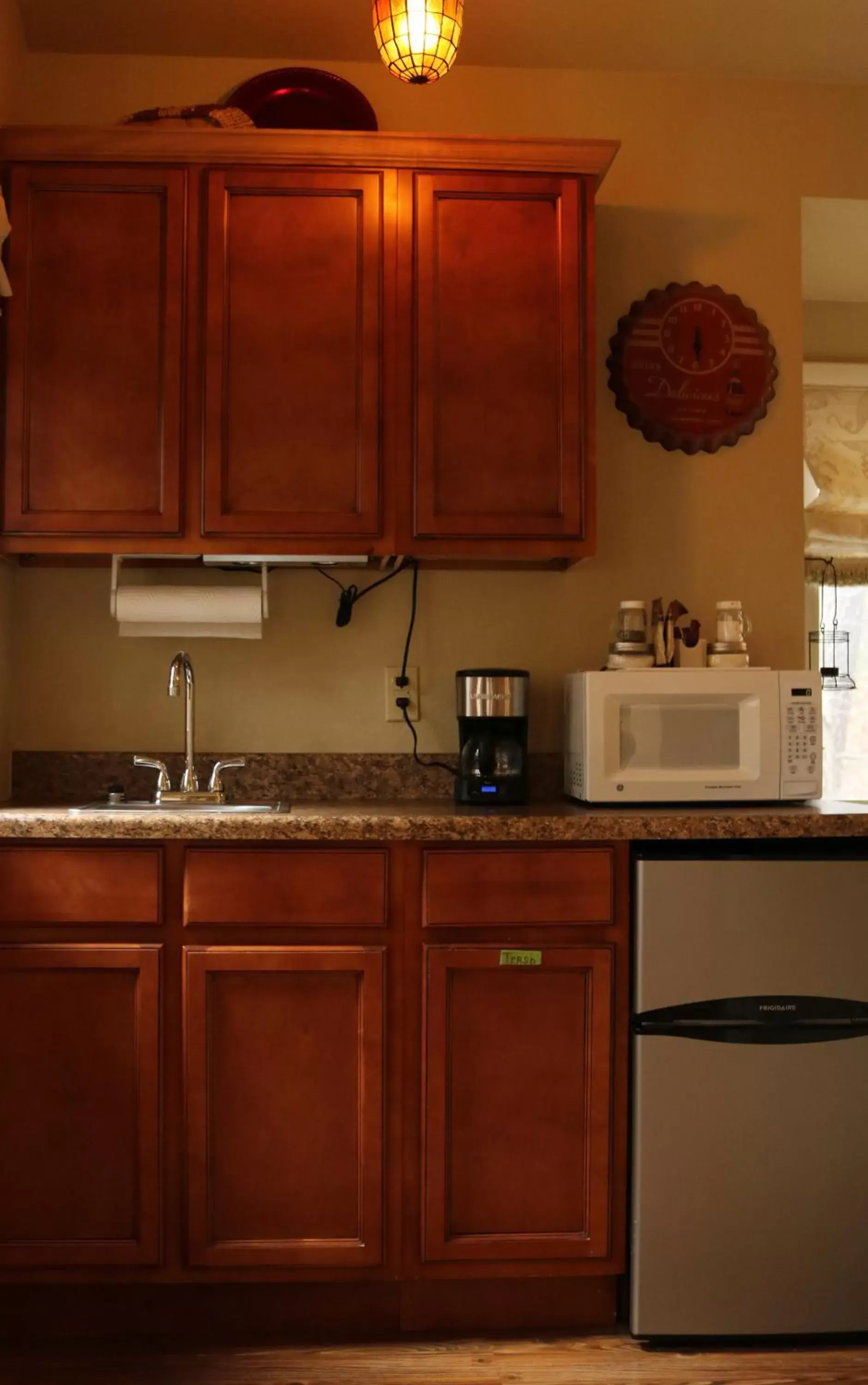 Kitchen/Kitchenette in The Grand Treehouse Resort