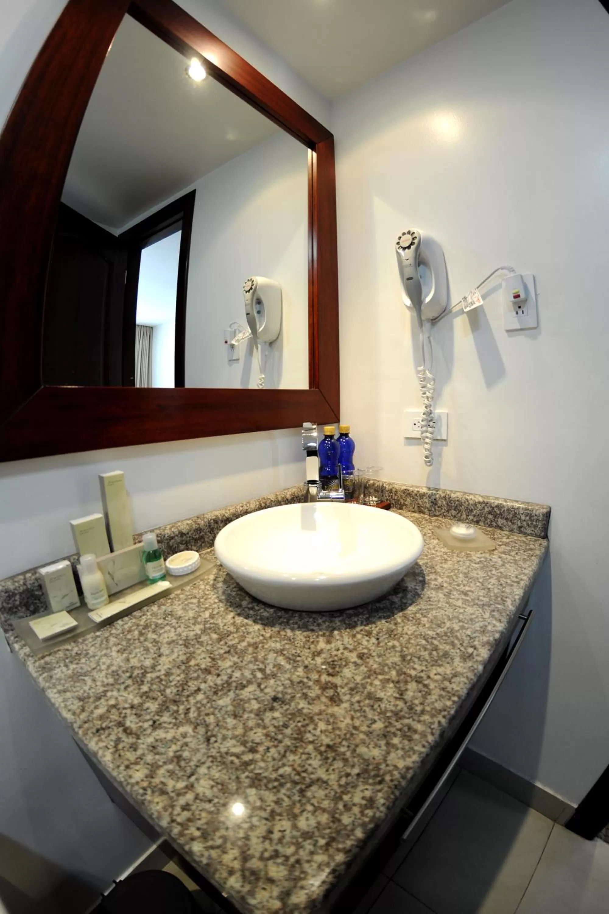 Bathroom in Wyndham Garden Quito