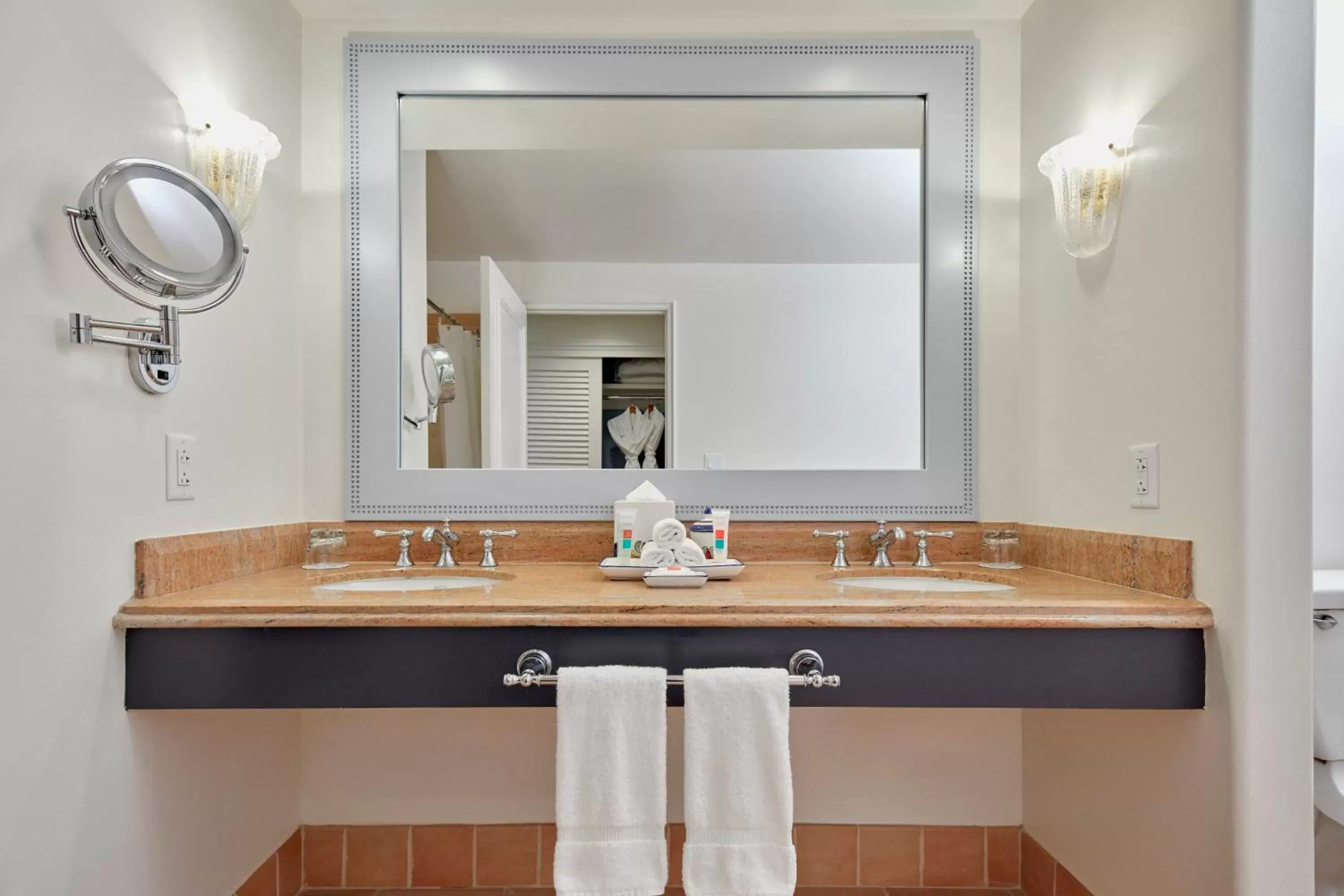 Bathroom in Universal's Loews Portofino Bay Hotel