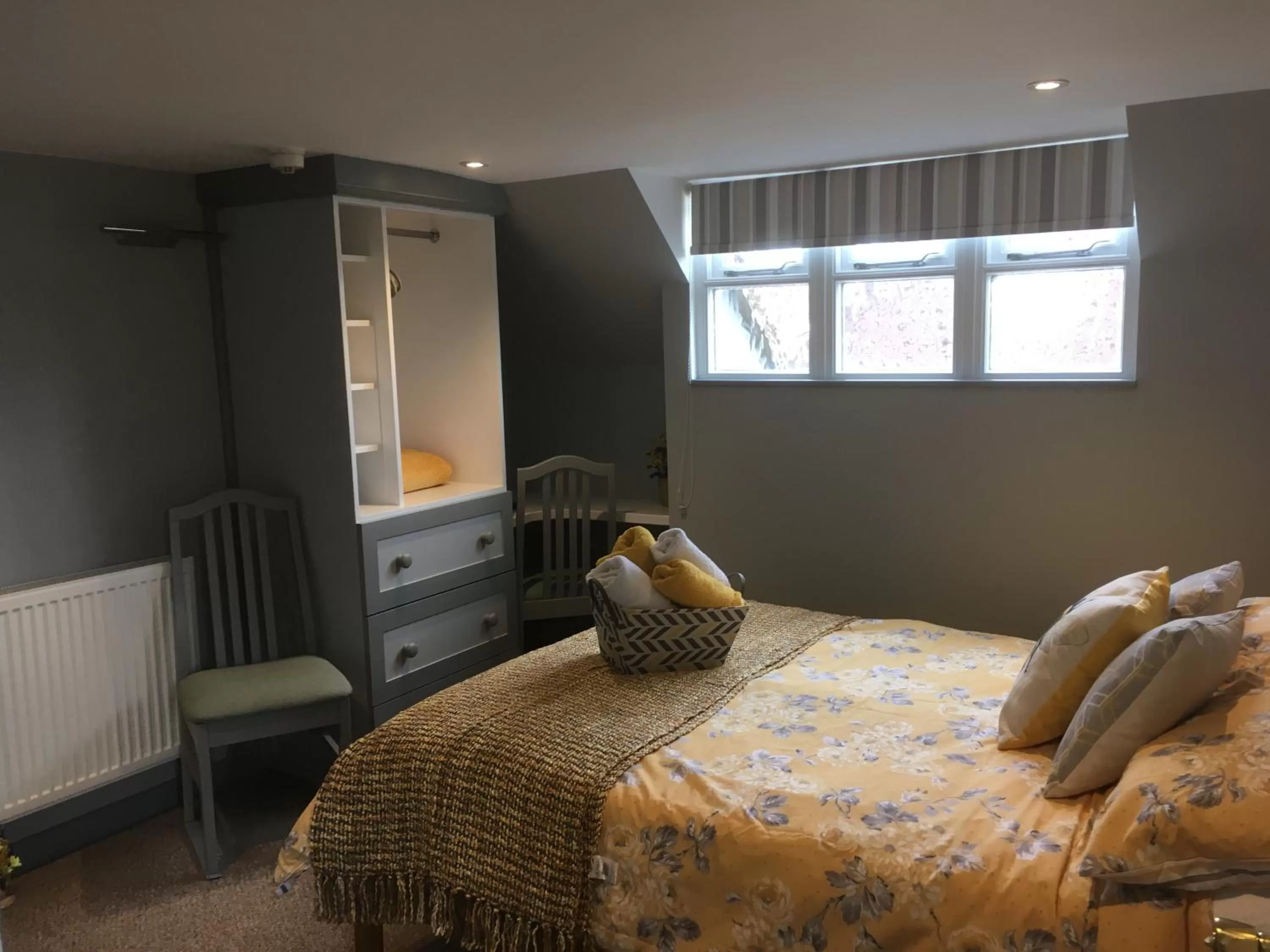 Bed in Lodbourne Farmhouse B&B