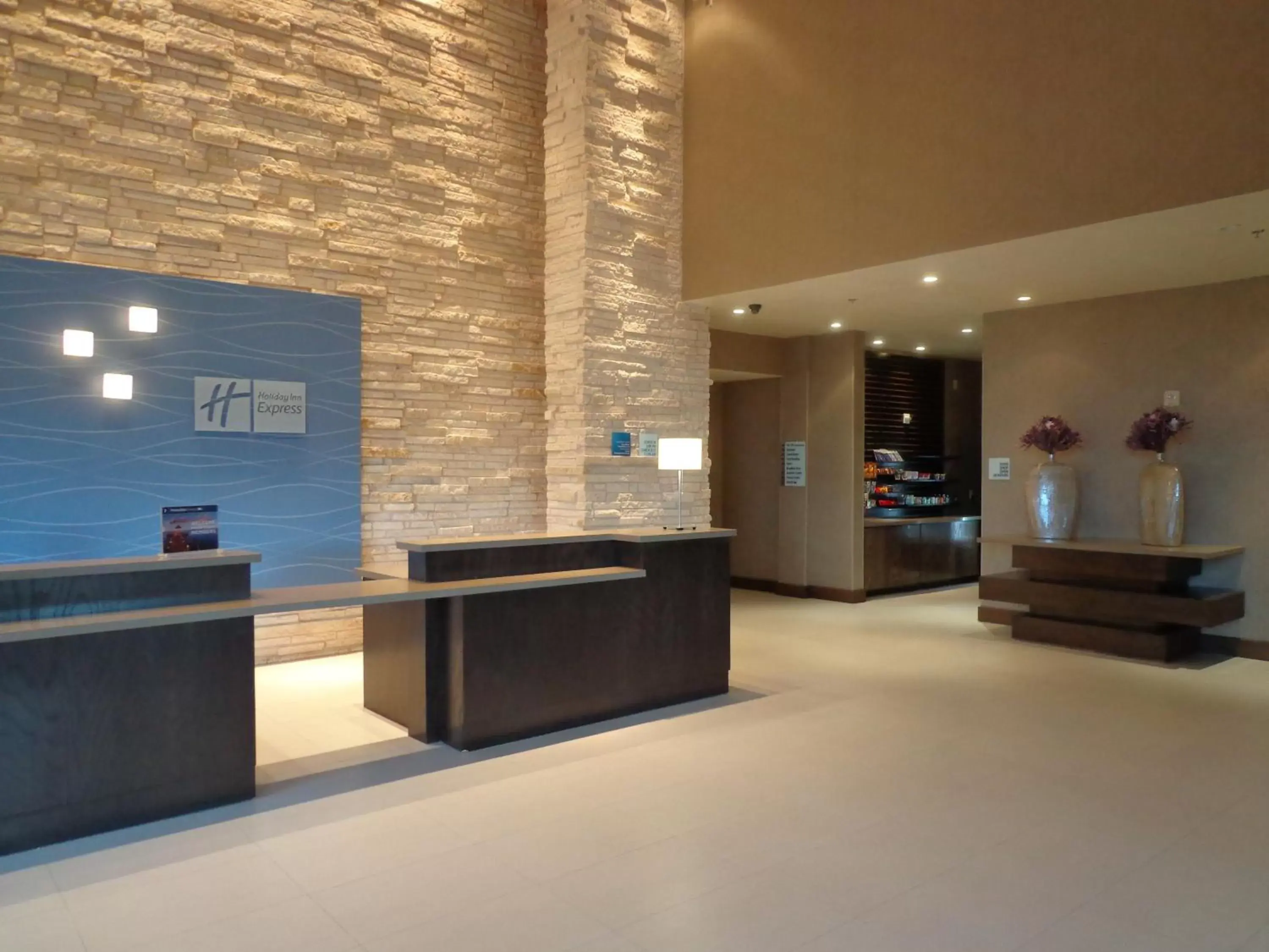 Property building, Lobby/Reception in Holiday Inn Express Frisco Legacy Park Area, an IHG Hotel