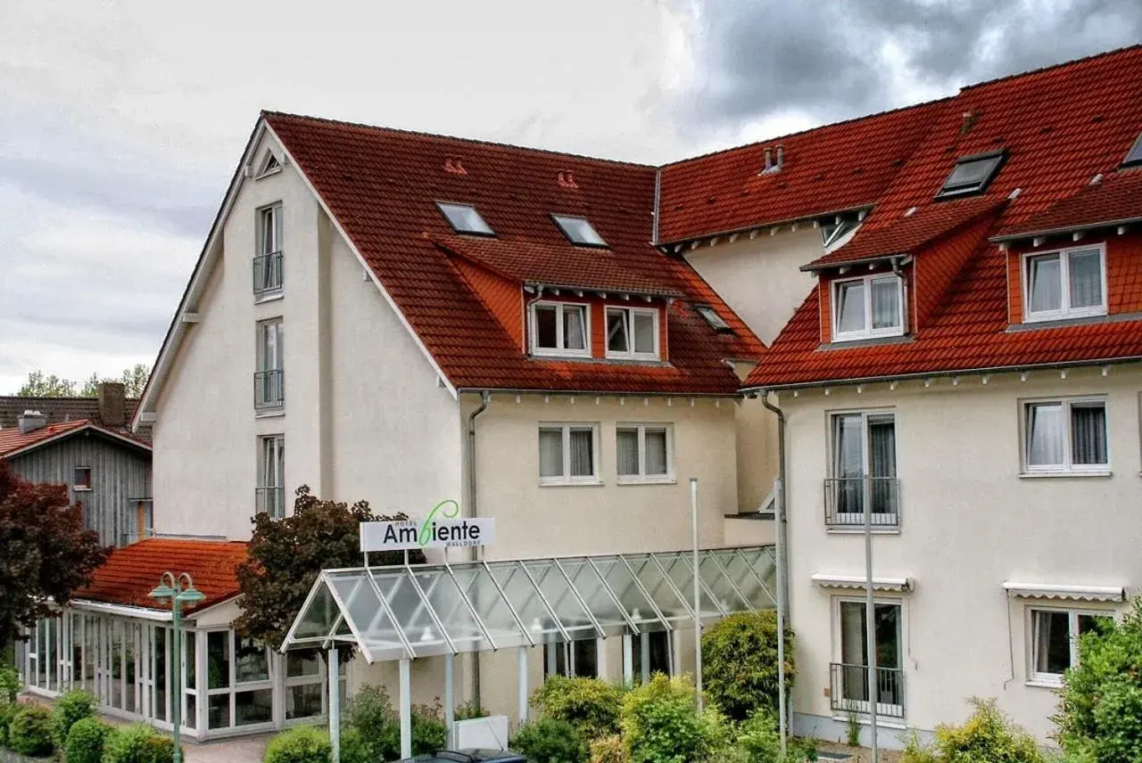 Property Building in Hotel Ambiente Walldorf