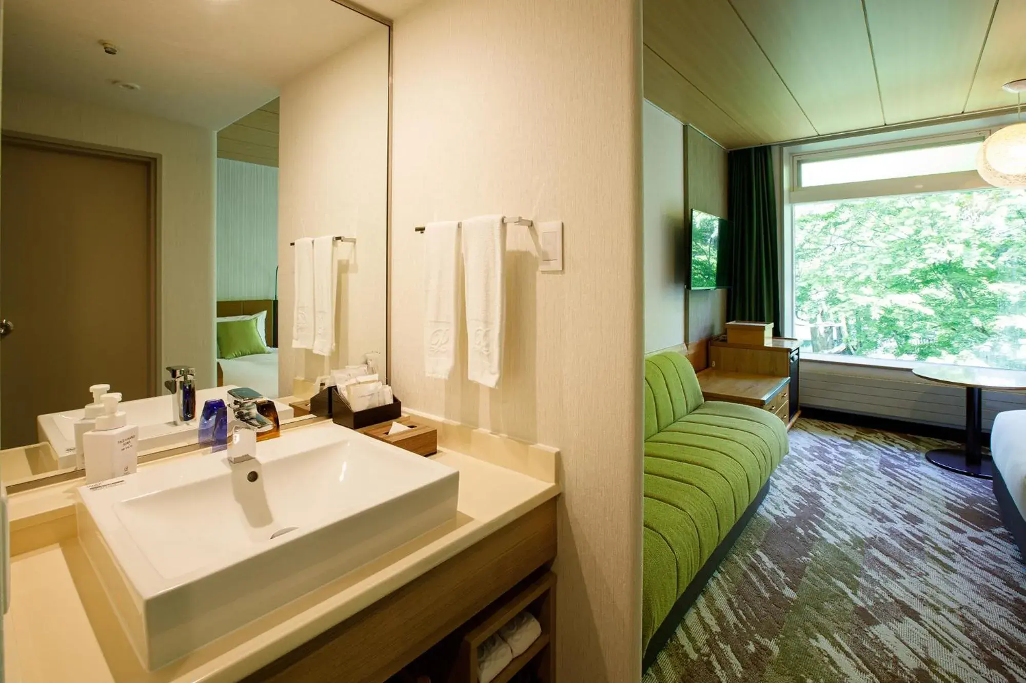 Photo of the whole room, Bathroom in Karuizawa Prince Hotel West